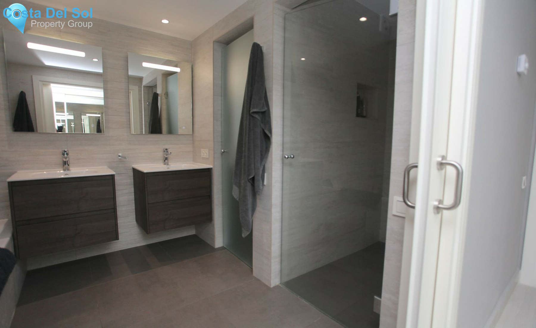 Ground Floor Apartment in Nueva Andalucía-1507570