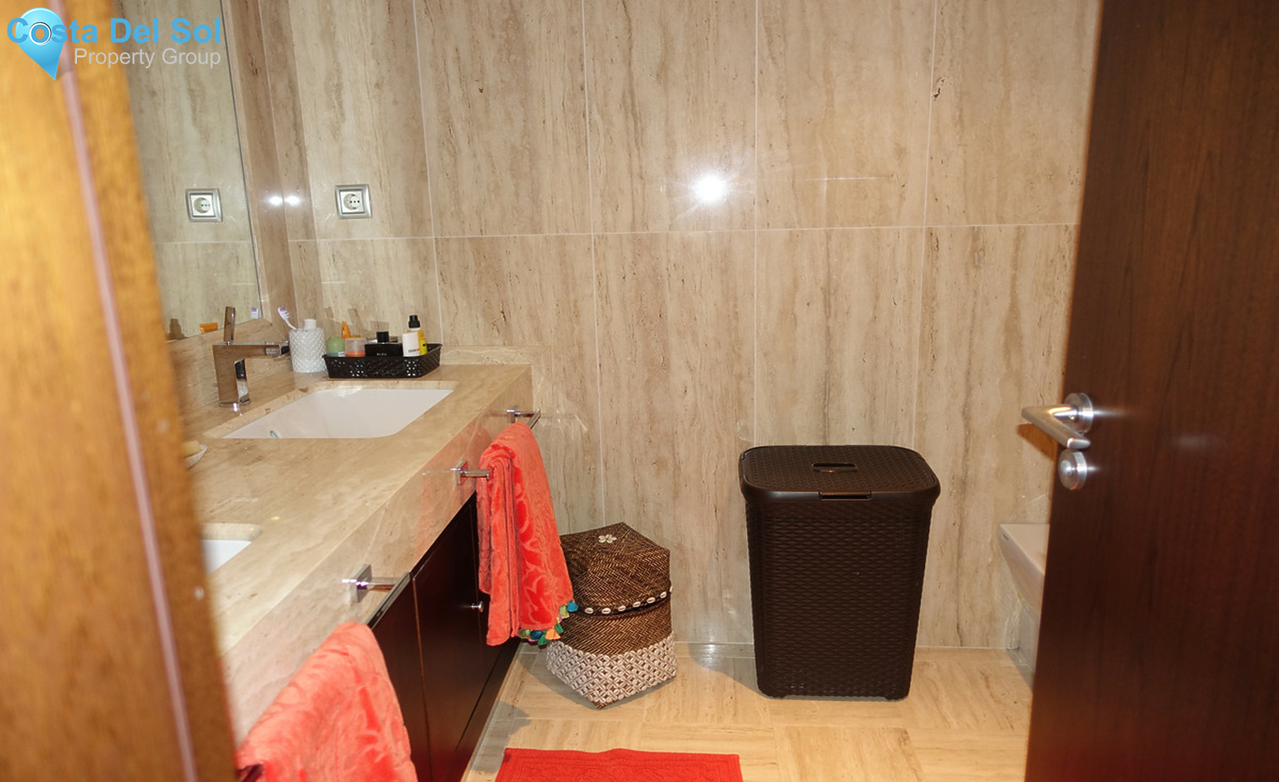 Ground Floor Apartment in Nueva Andalucía-1507868
