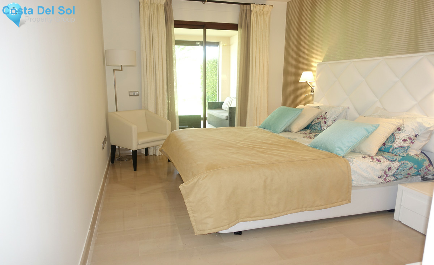 Ground Floor Apartment in Nueva Andalucía-1507874