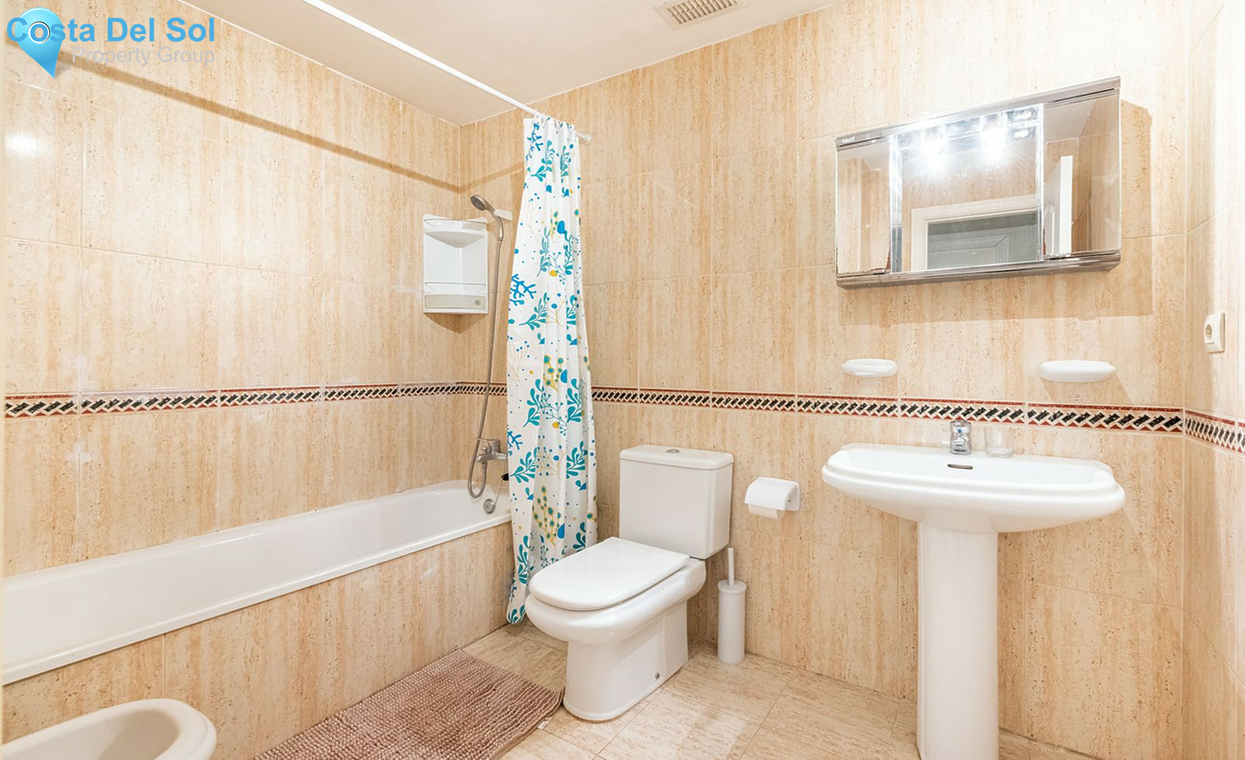 Ground Floor Apartment in Nueva Andalucía-1512492