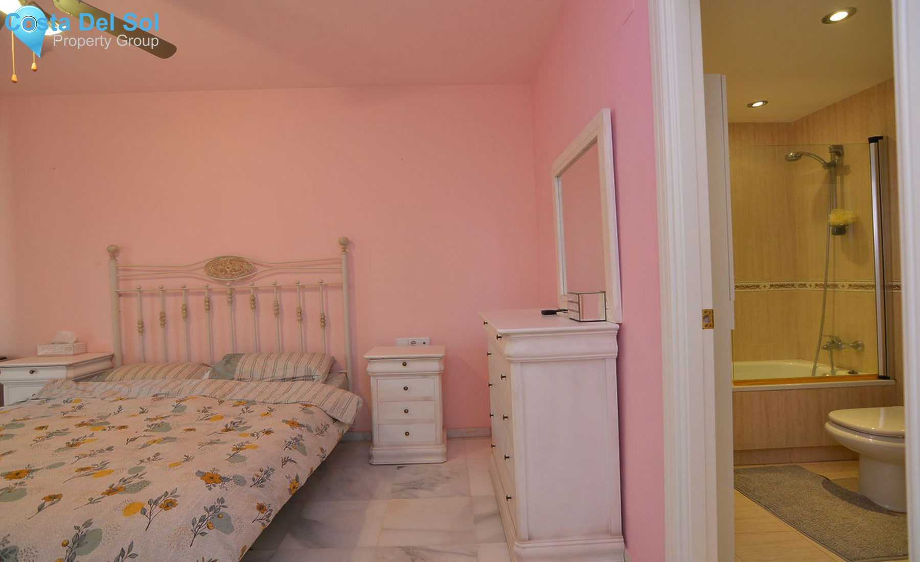 Ground Floor Apartment in Nueva Andalucía-1524876