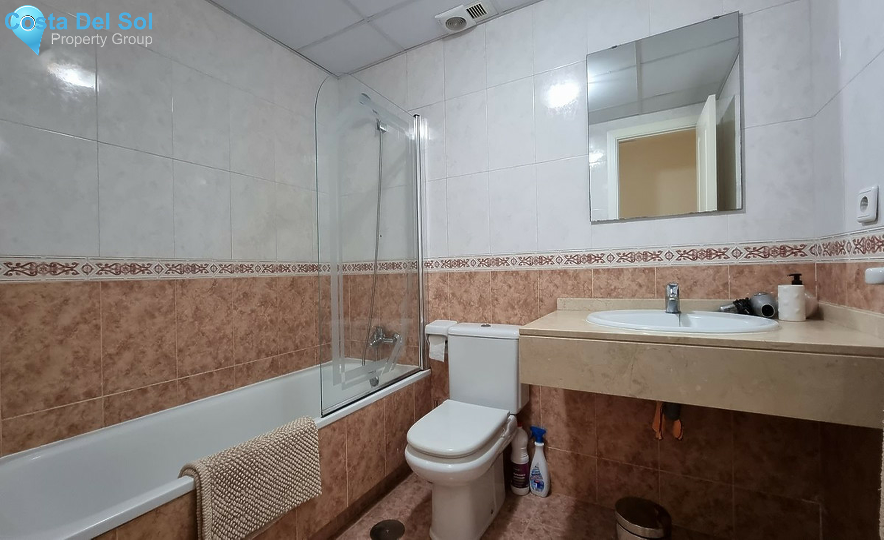 Ground Floor Apartment in Nueva Andalucía-1524911
