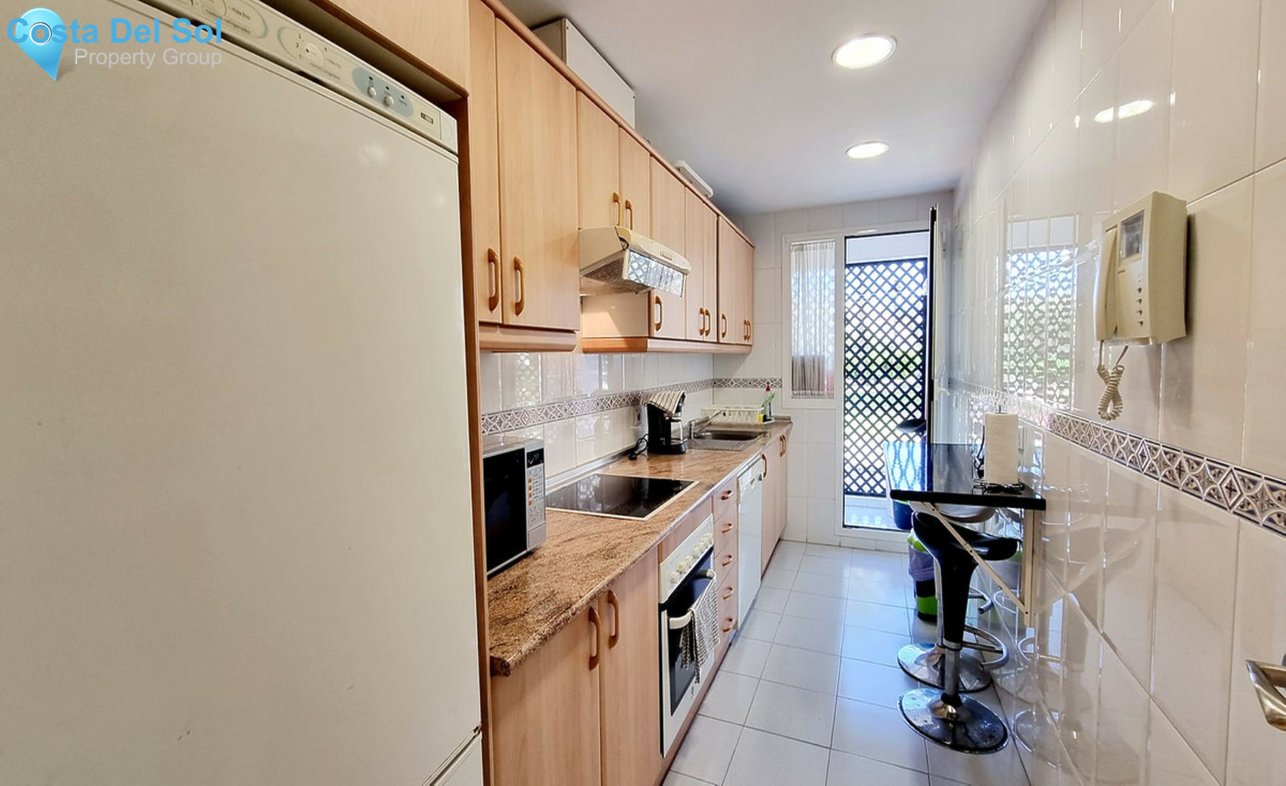 Ground Floor Apartment in Nueva Andalucía-1524902