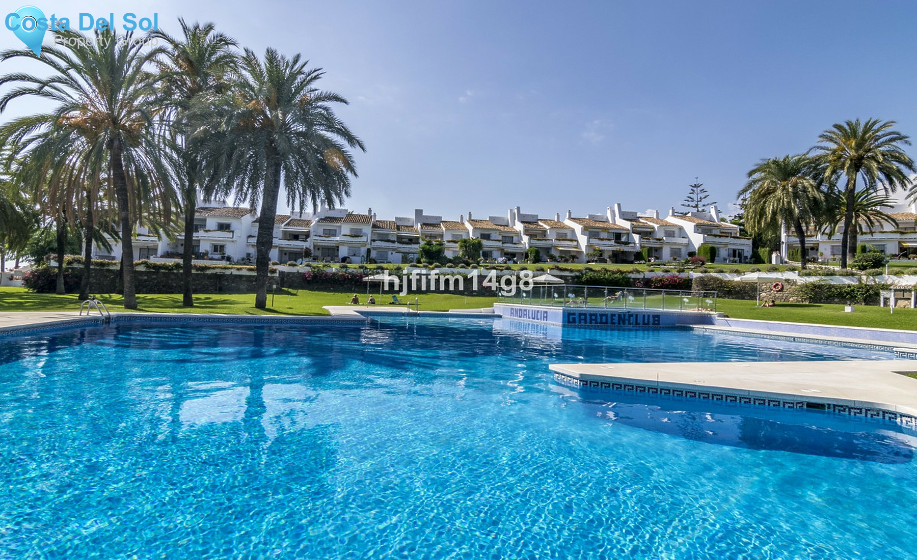 Ground Floor Apartment in Nueva Andalucía