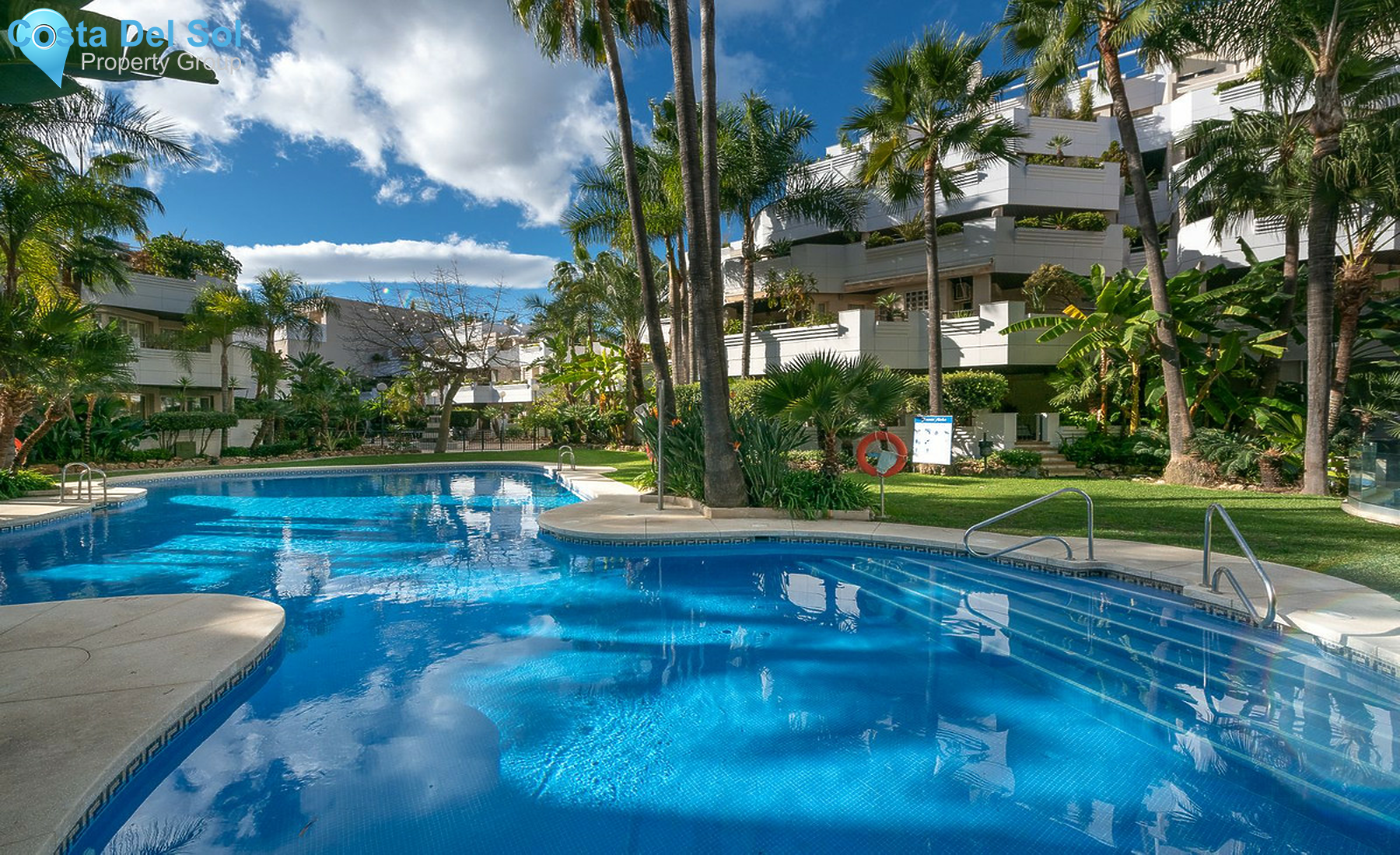 Ground Floor Apartment in Nueva Andalucía-1528452