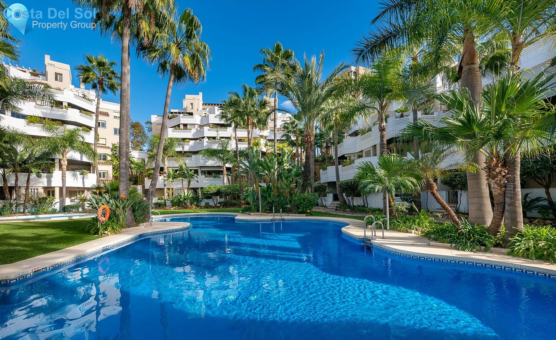 Ground Floor Apartment in Nueva Andalucía-1528453