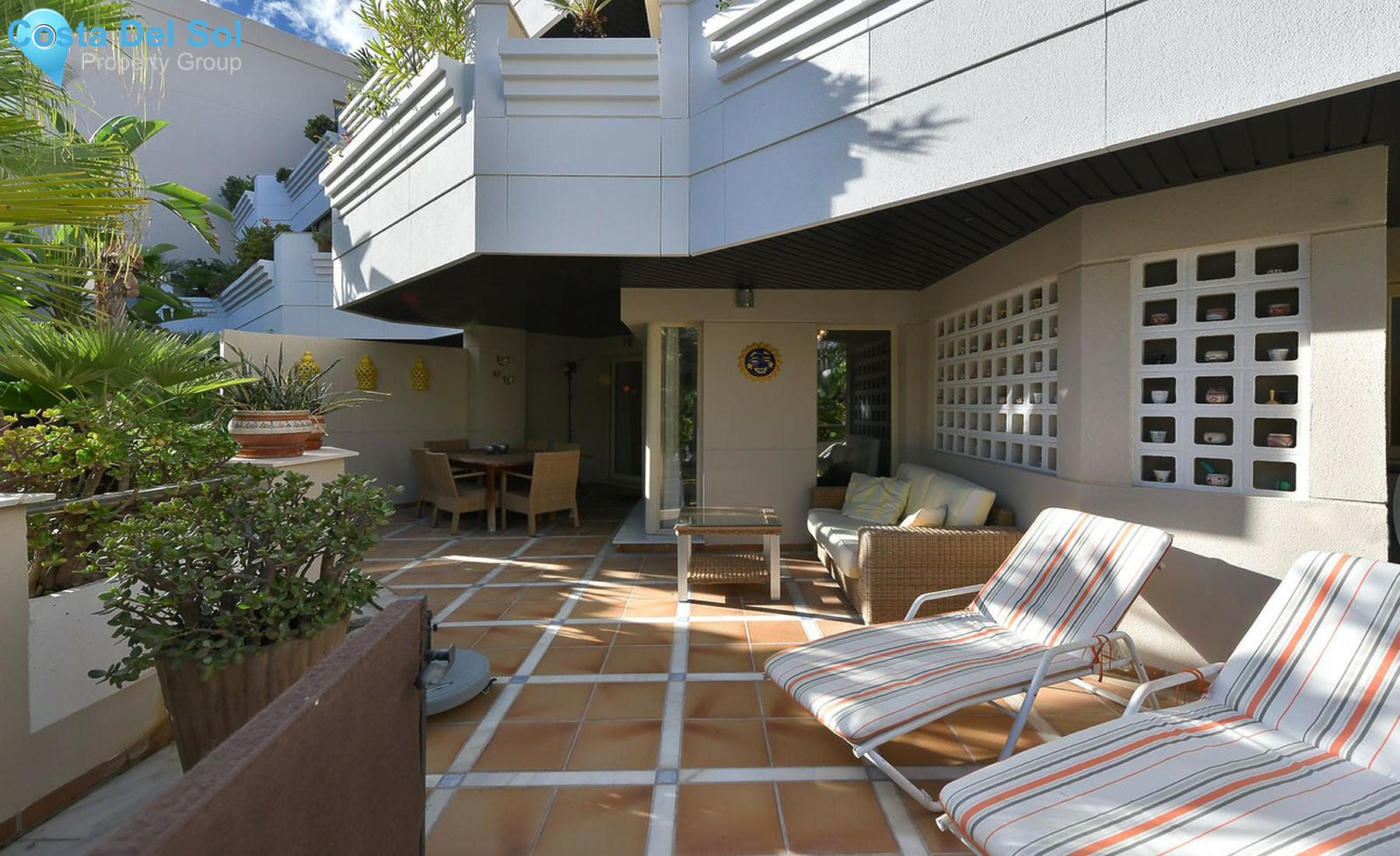 Ground Floor Apartment in Nueva Andalucía-1528457