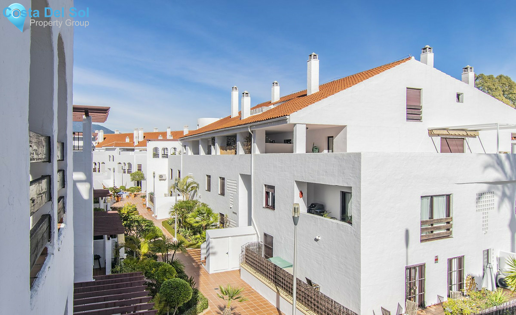 Ground Floor Apartment in Nueva Andalucía-1540683