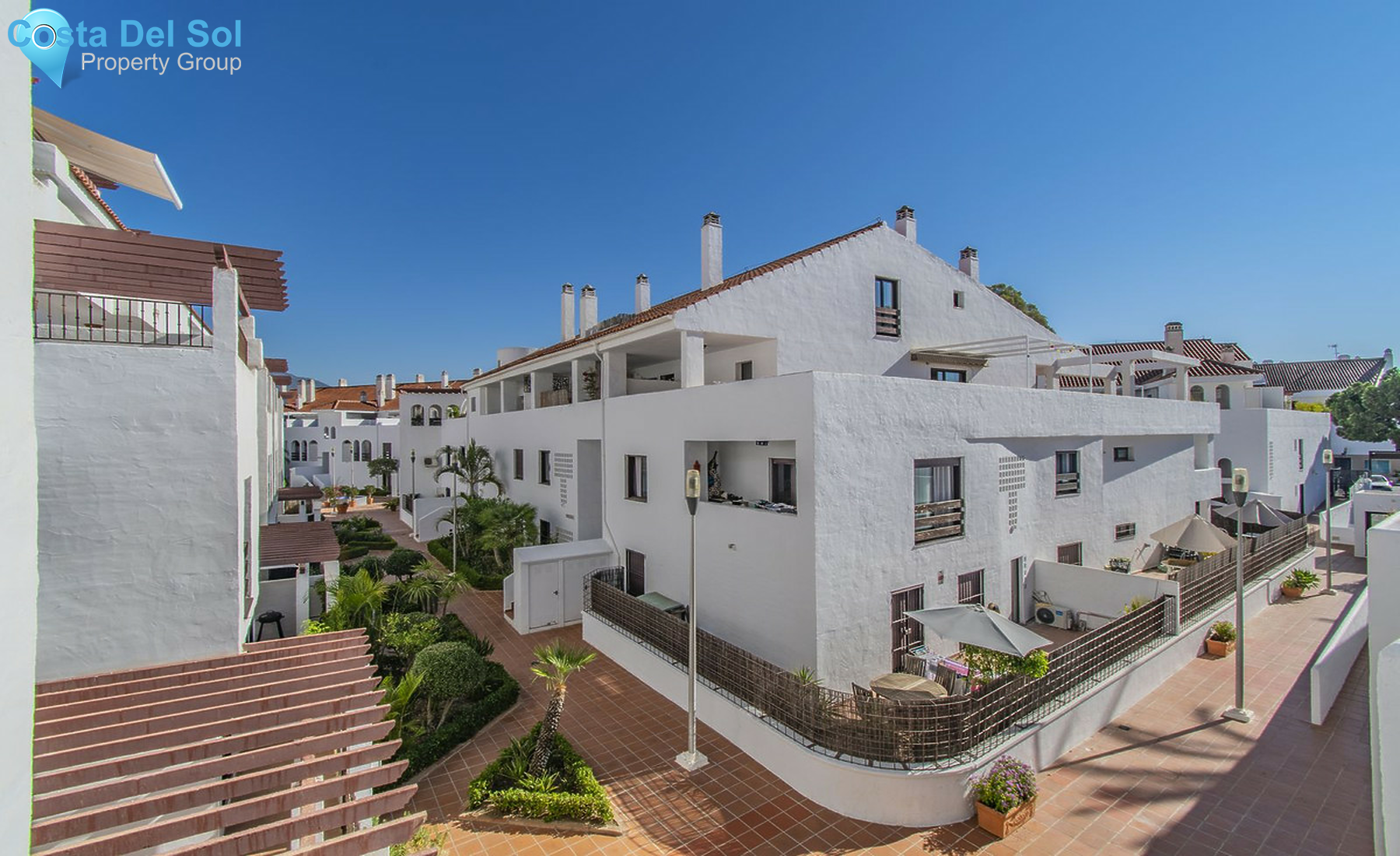 Ground Floor Apartment in Nueva Andalucía-1540687
