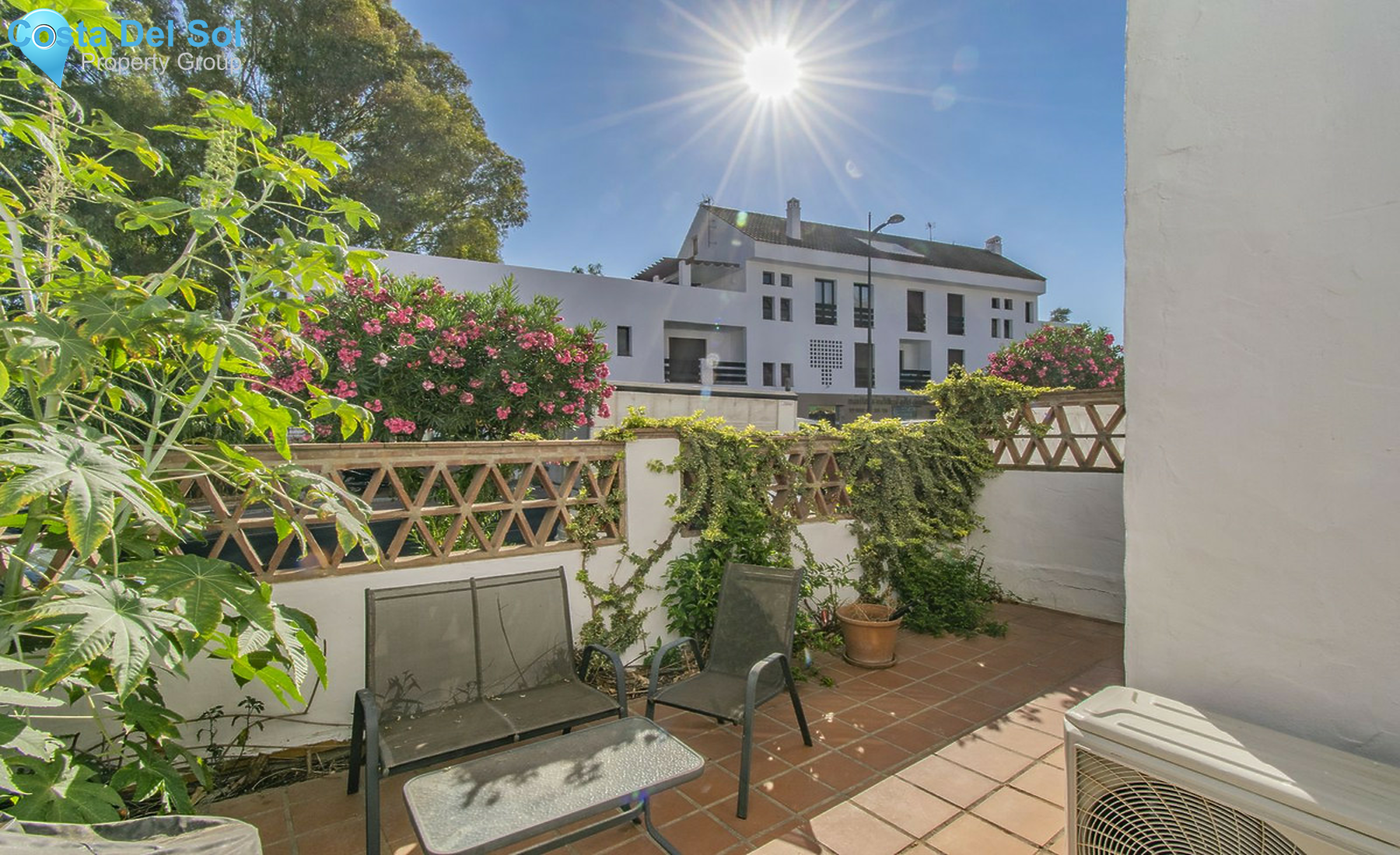 Ground Floor Apartment in Nueva Andalucía-1540678