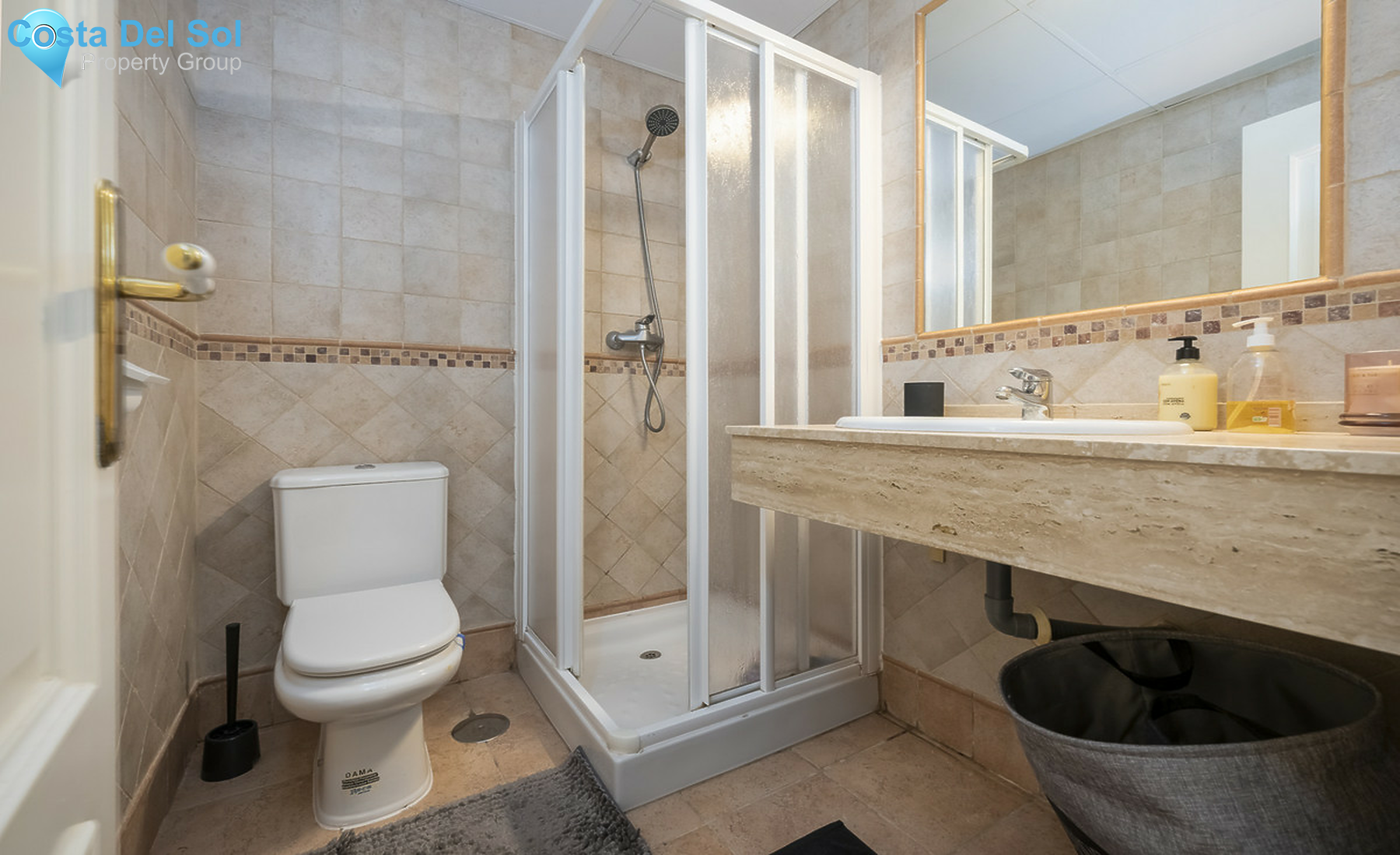 Ground Floor Apartment in Nueva Andalucía-1560100