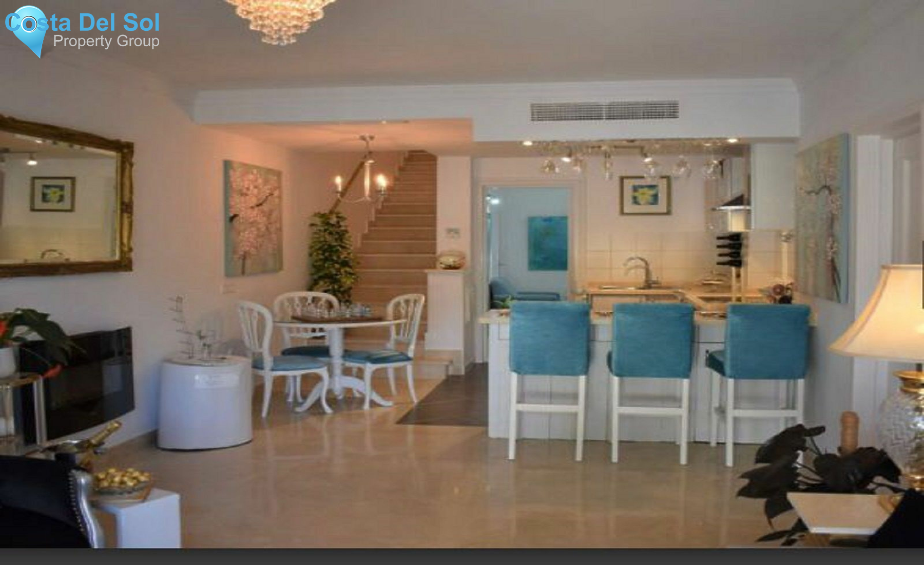 Ground Floor Apartment in Nueva Andalucía-1142999