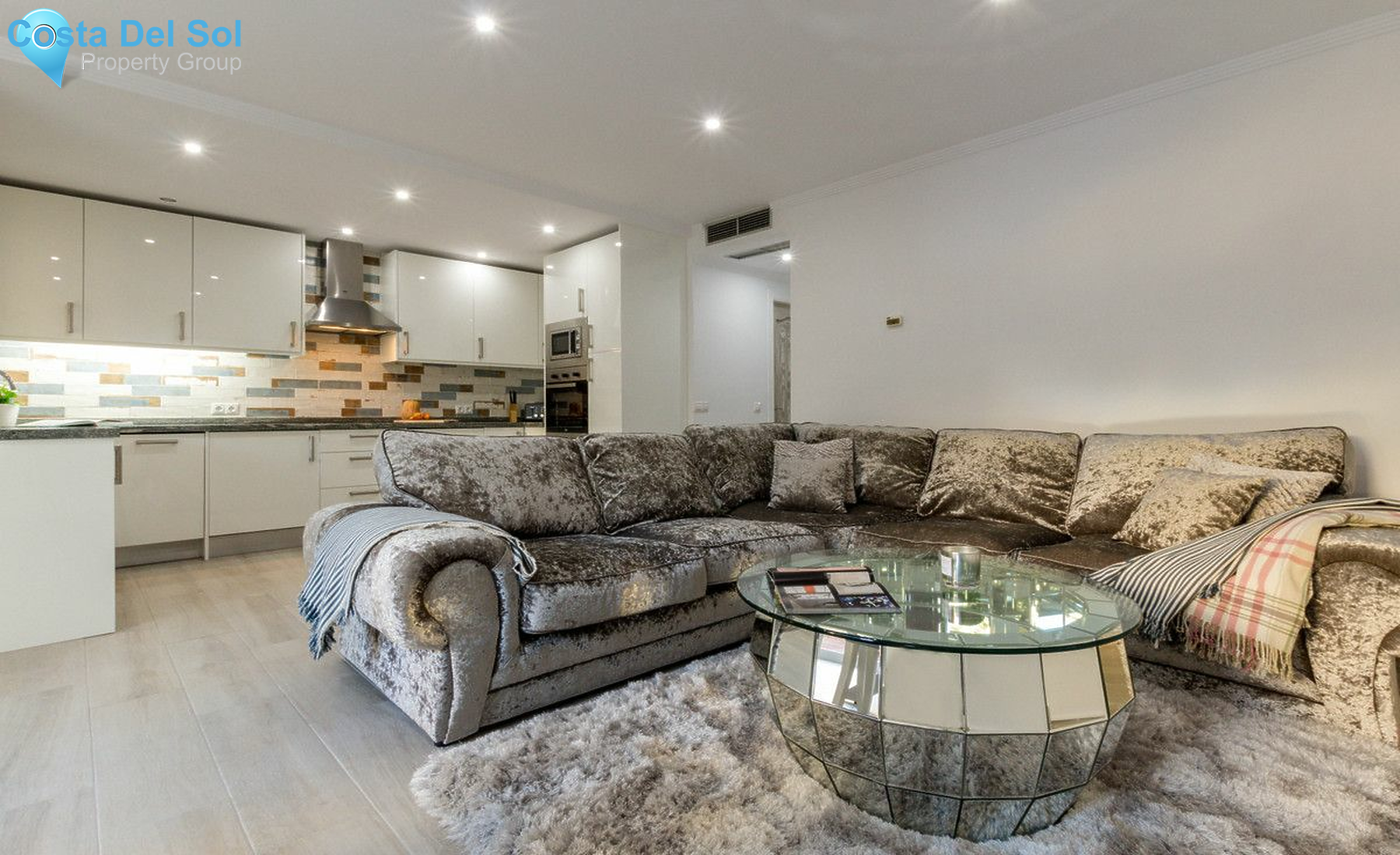 Ground Floor Apartment in Nueva Andalucía-1145456