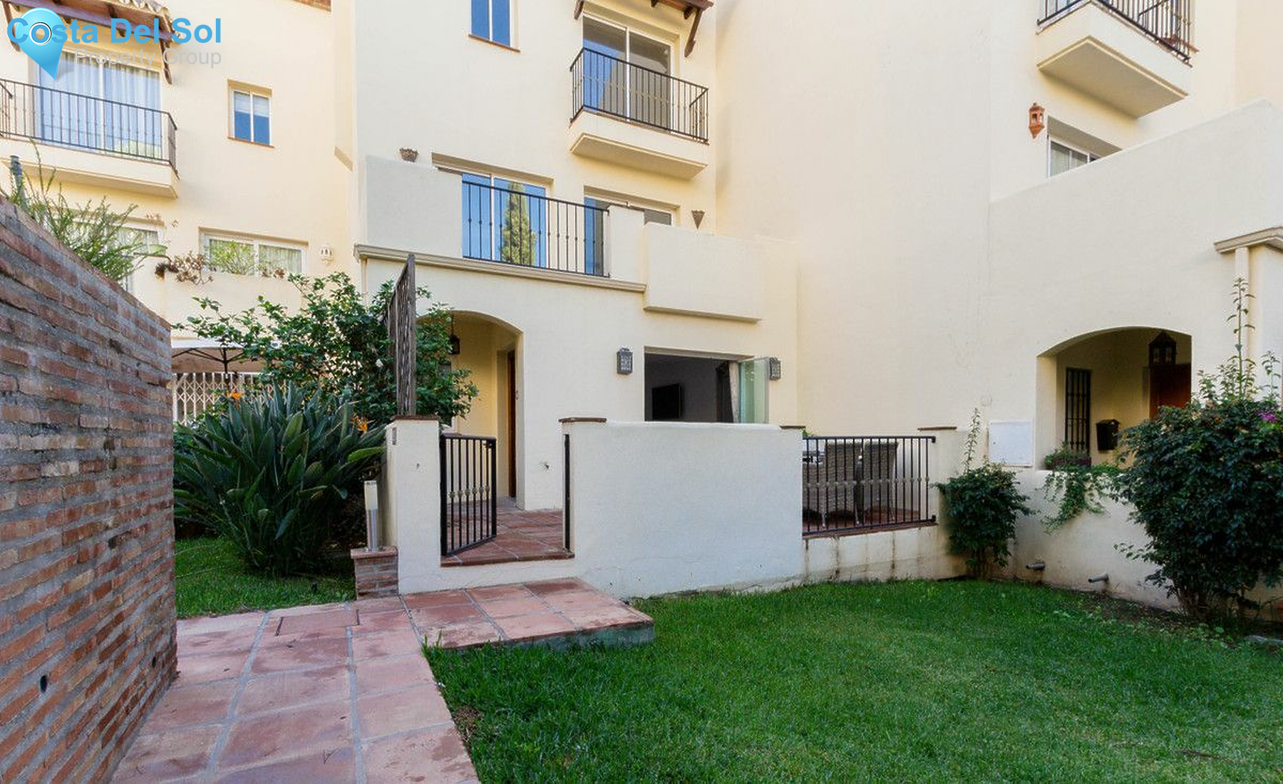 Ground Floor Apartment in Nueva Andalucía-1145475