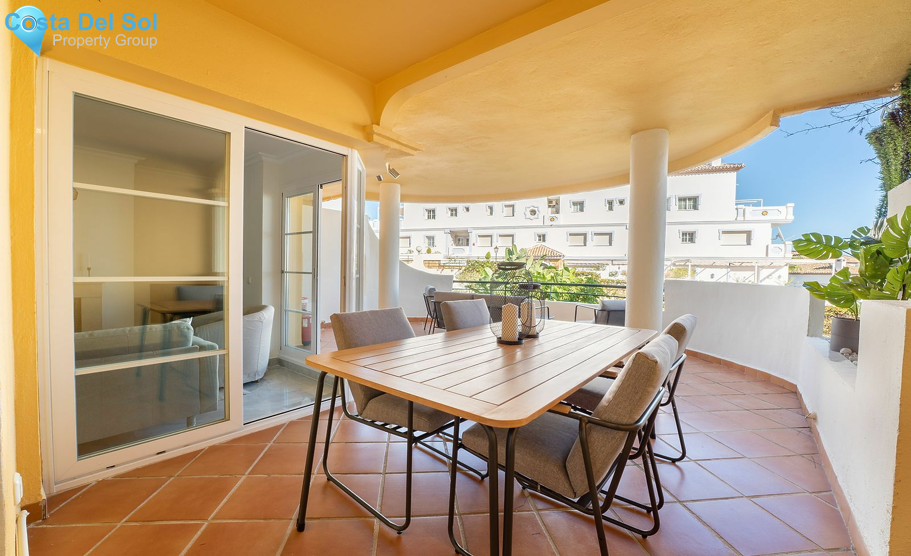 Ground Floor Apartment in Nueva Andalucía-1147536