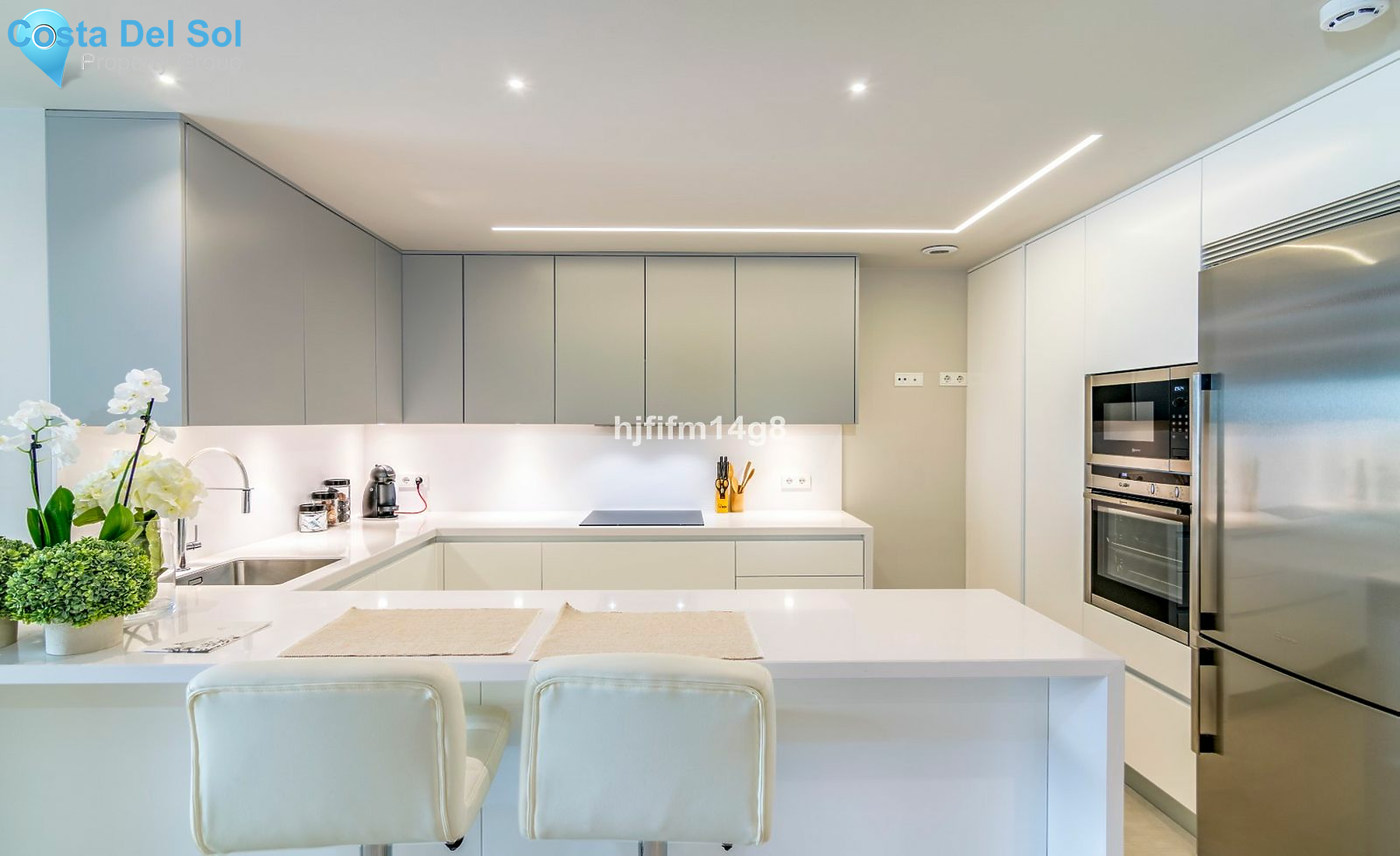 Ground Floor Apartment in Nueva Andalucía-1148660