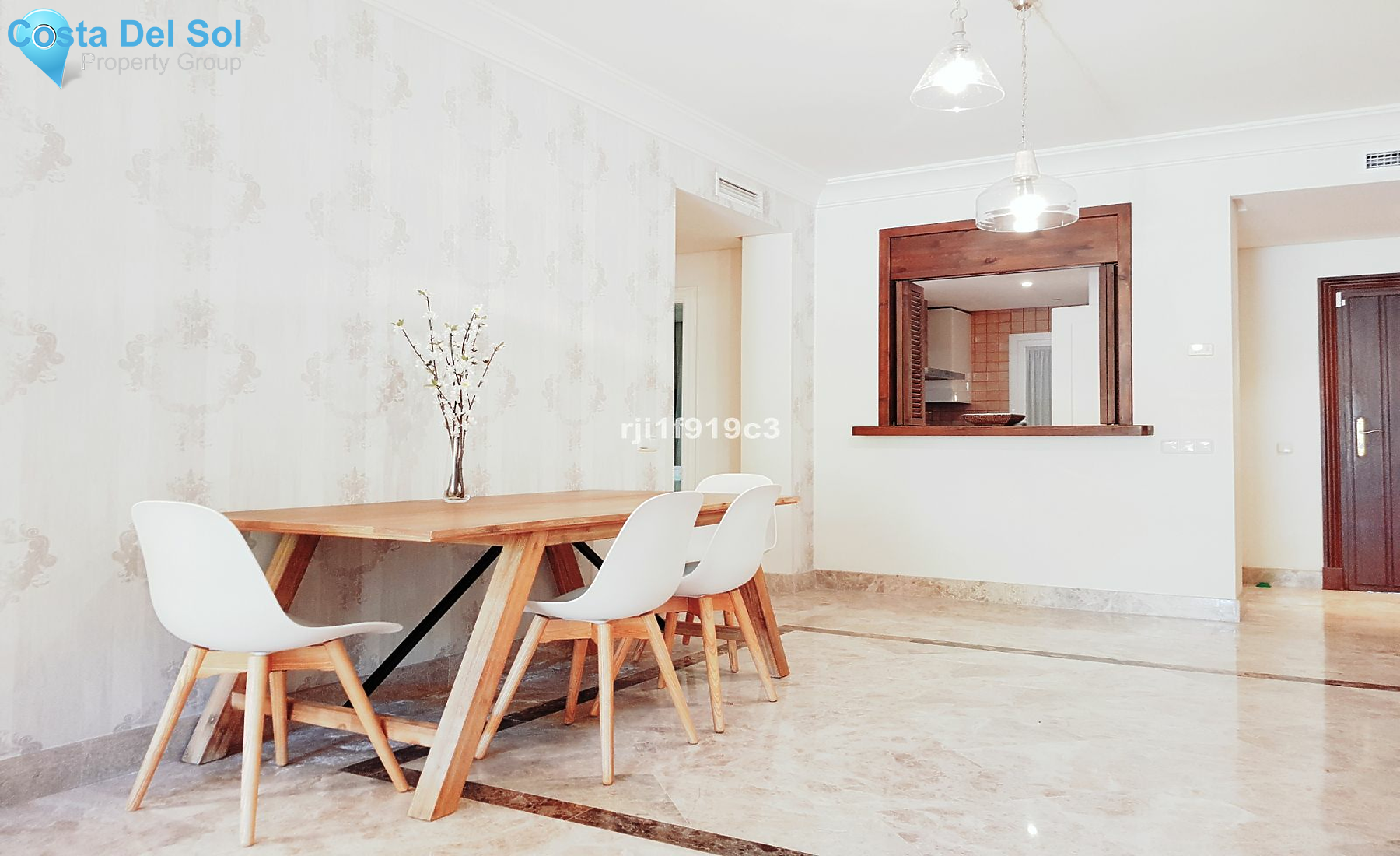 Ground Floor Apartment in Nueva Andalucía-1191850
