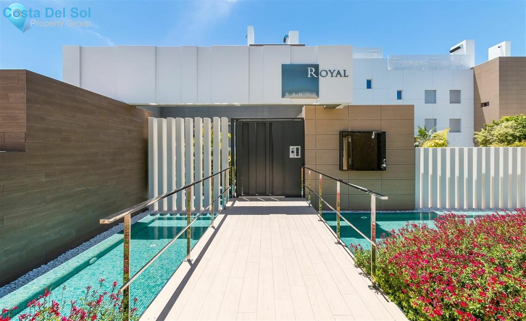 Ground Floor Apartment in Nueva Andalucía-1198026