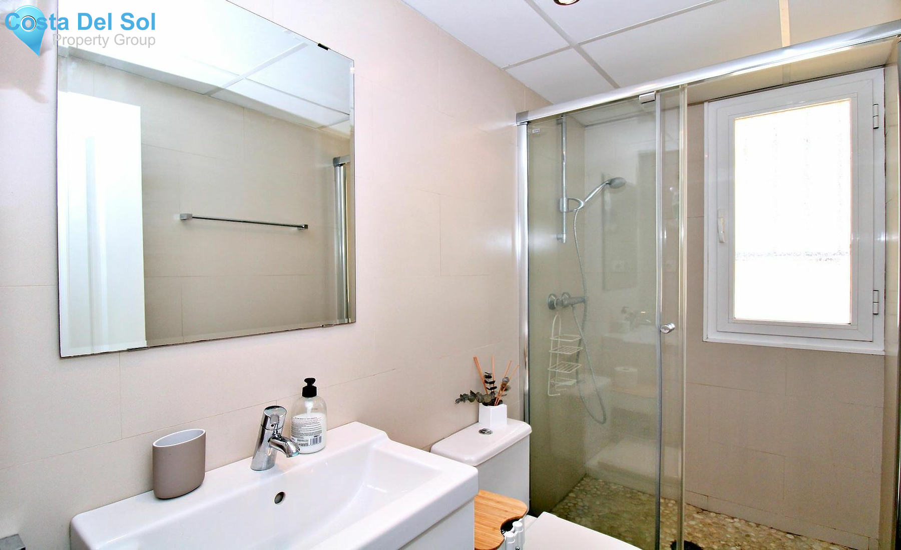 Ground Floor Apartment in Nueva Andalucía-1200743