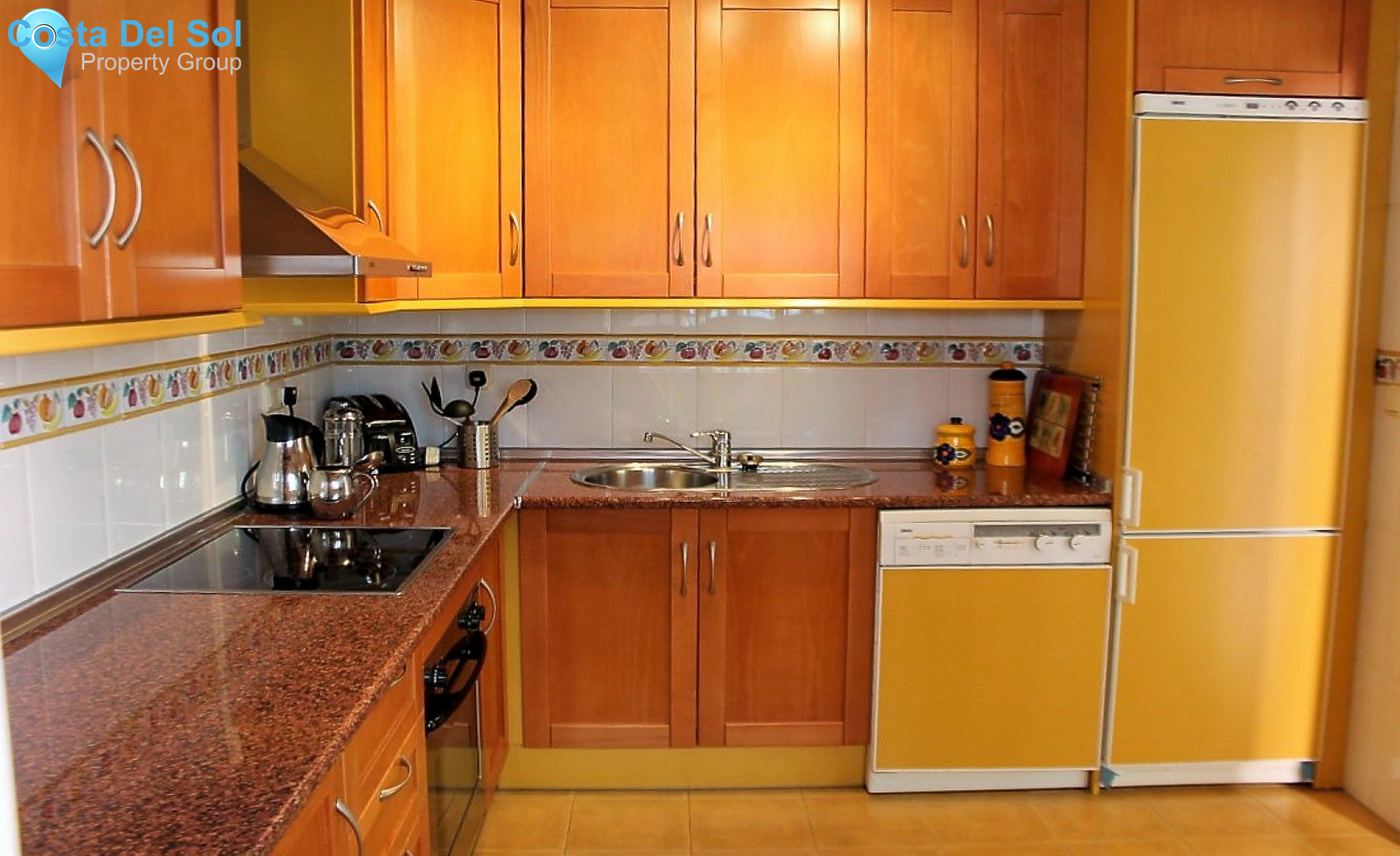 Ground Floor Apartment in Nueva Andalucía-1397721