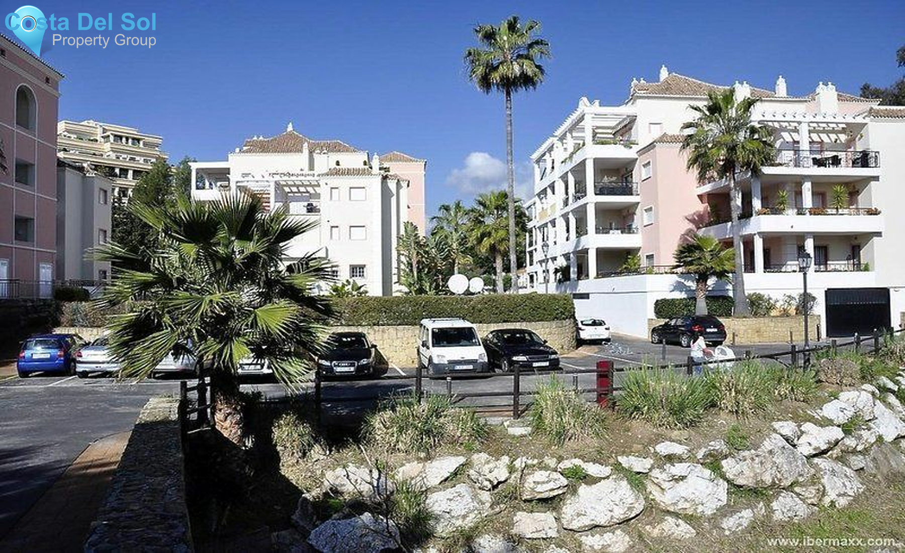 Ground Floor Apartment in Nueva Andalucía-1397714