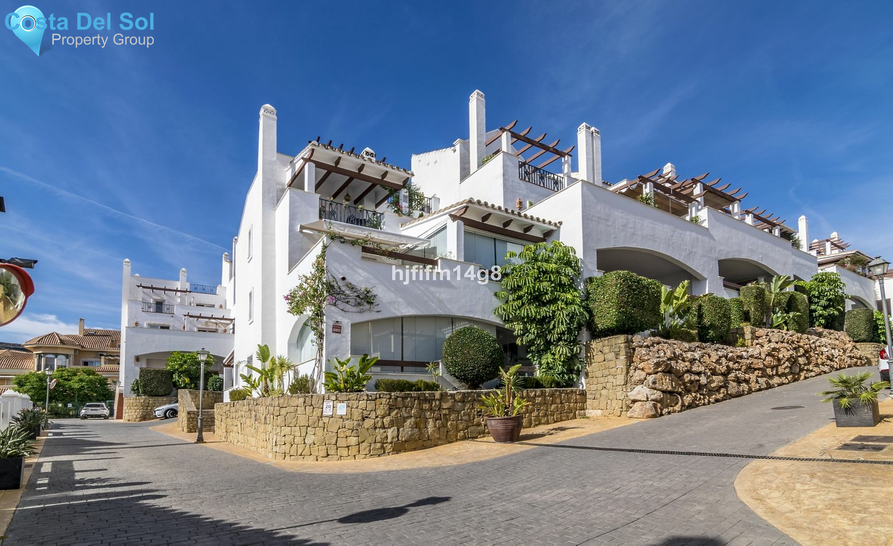 Ground Floor Apartment in Nueva Andalucía-1445711