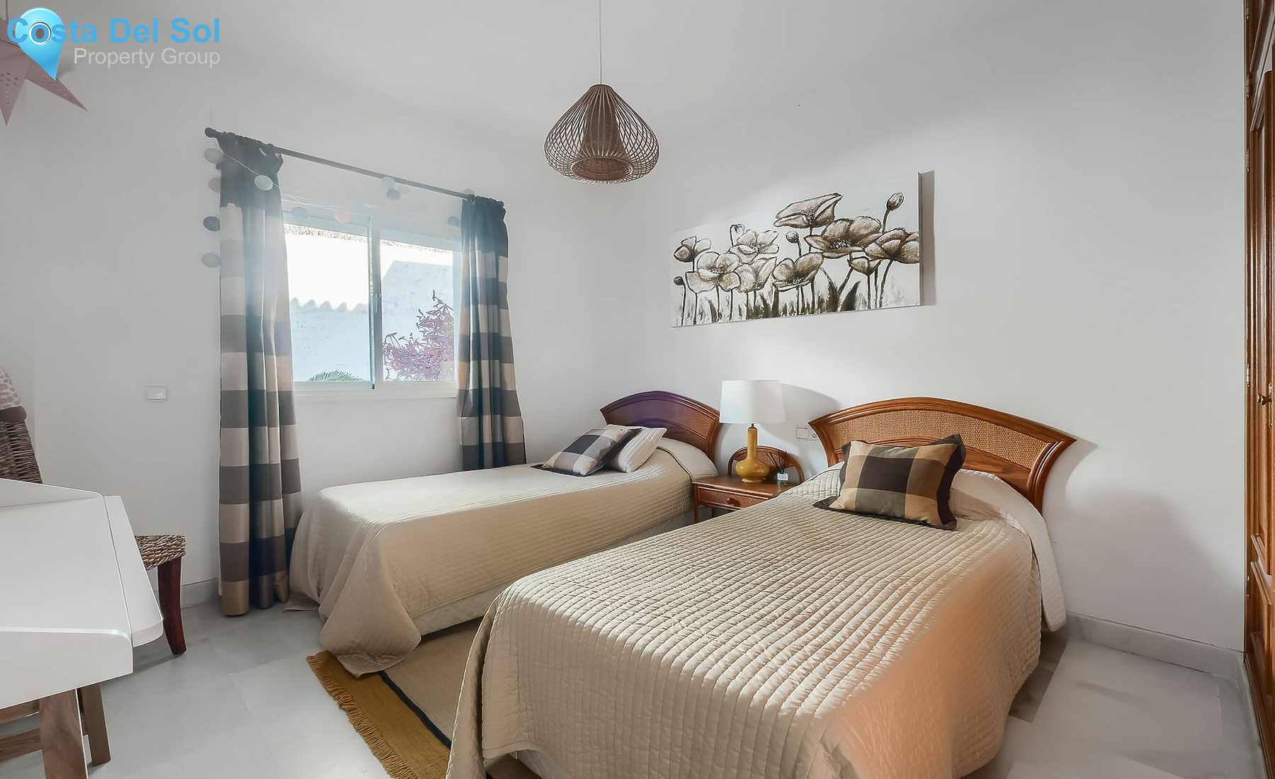 Ground Floor Apartment in Nueva Andalucía-1447716