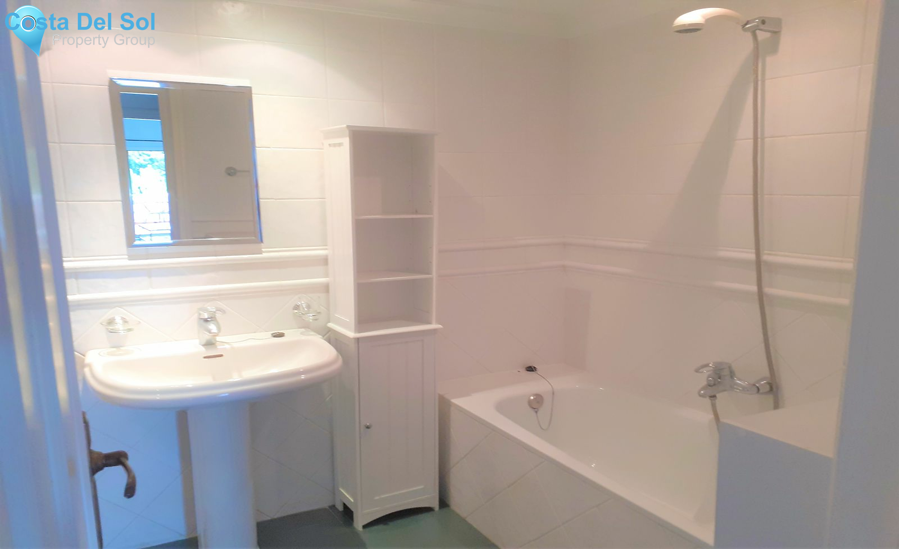 Ground Floor Apartment in Nueva Andalucía-1481050