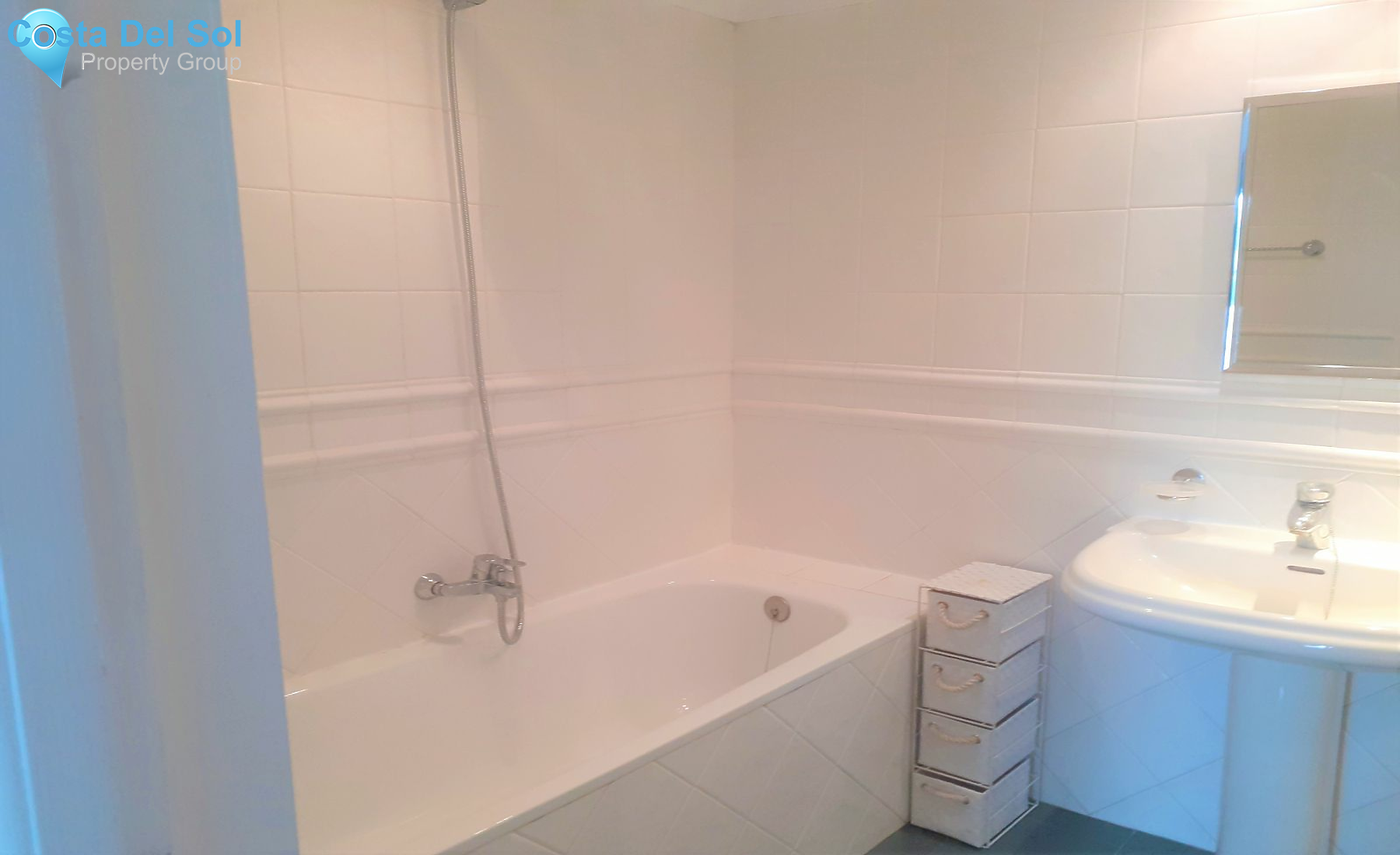 Ground Floor Apartment in Nueva Andalucía-1481051
