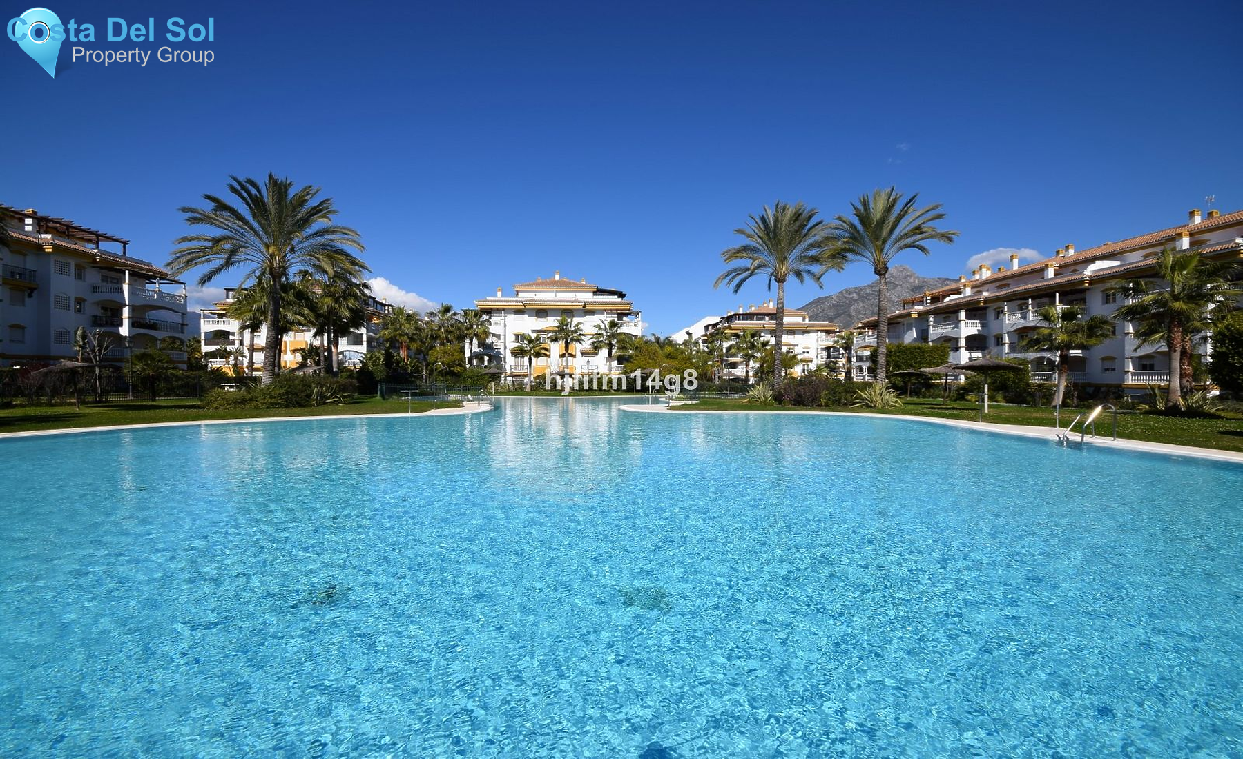 Ground Floor Apartment in Nueva Andalucía-1482134