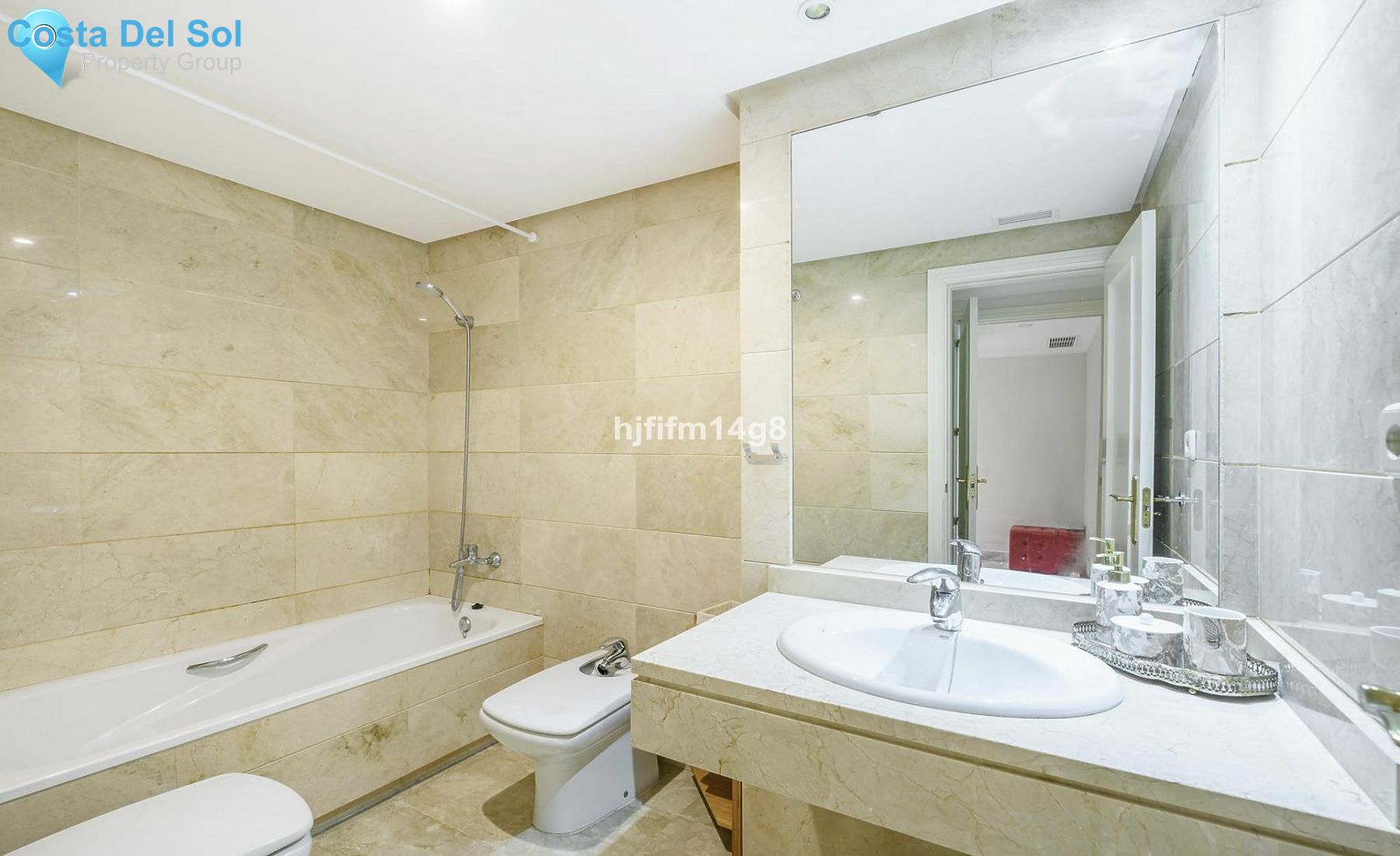 Ground Floor Apartment in Nueva Andalucía-1482127