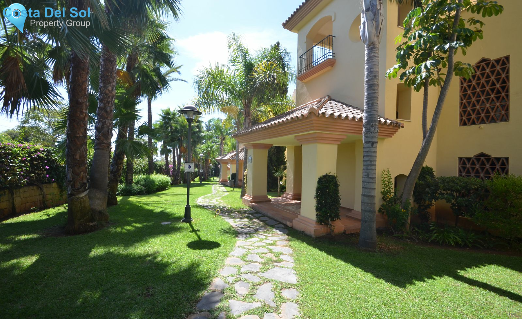Ground Floor Apartment in Nueva Andalucía-1482297