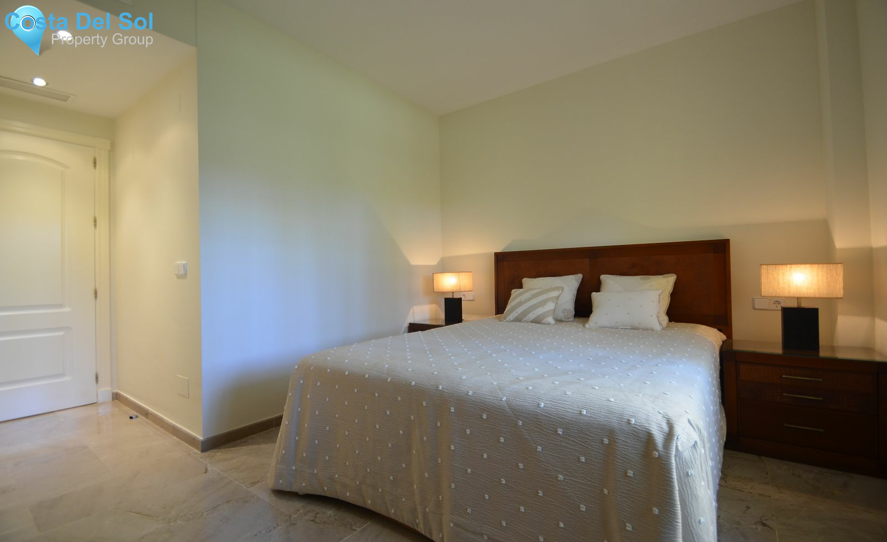 Ground Floor Apartment in Nueva Andalucía-1482308