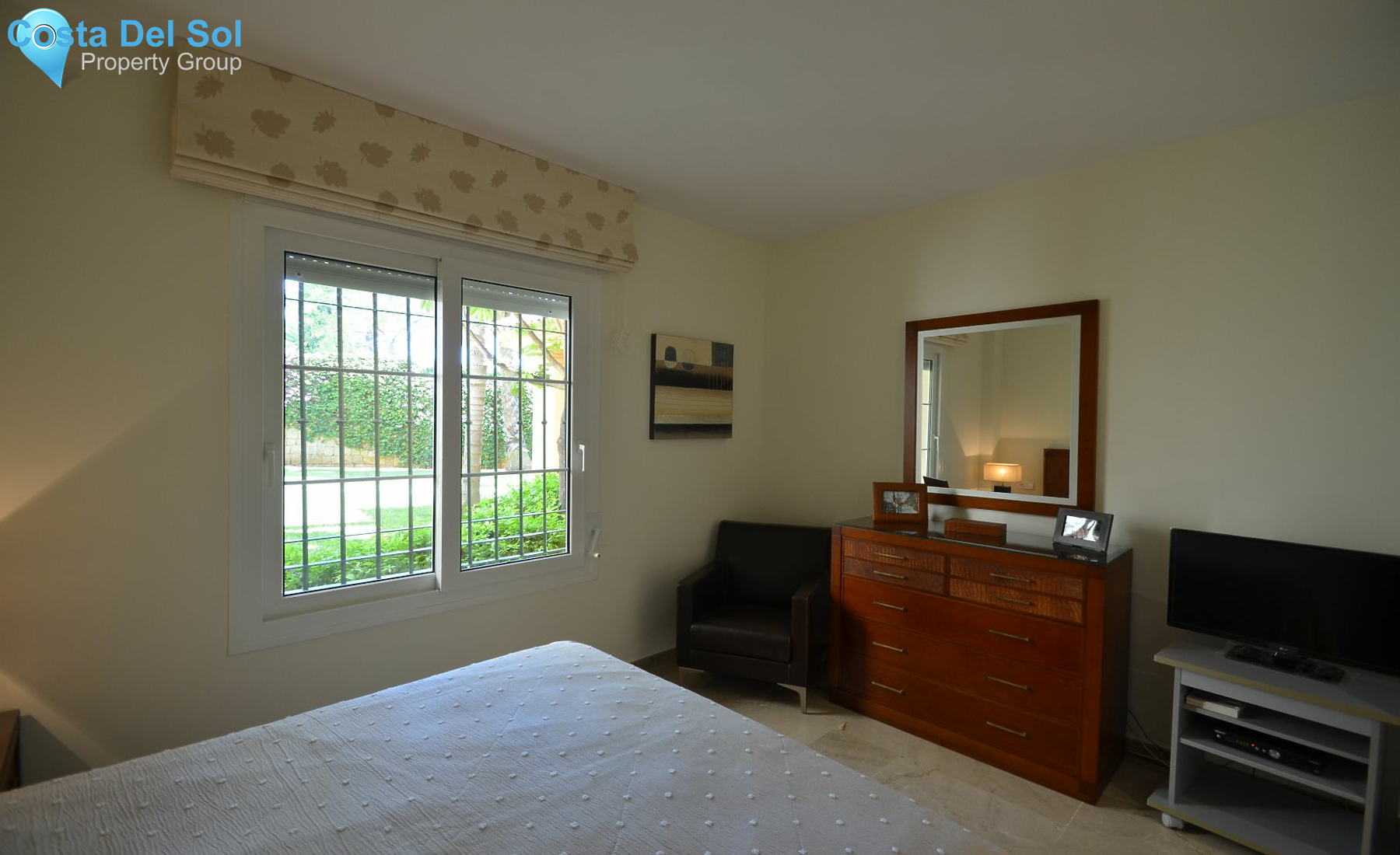 Ground Floor Apartment in Nueva Andalucía-1482309