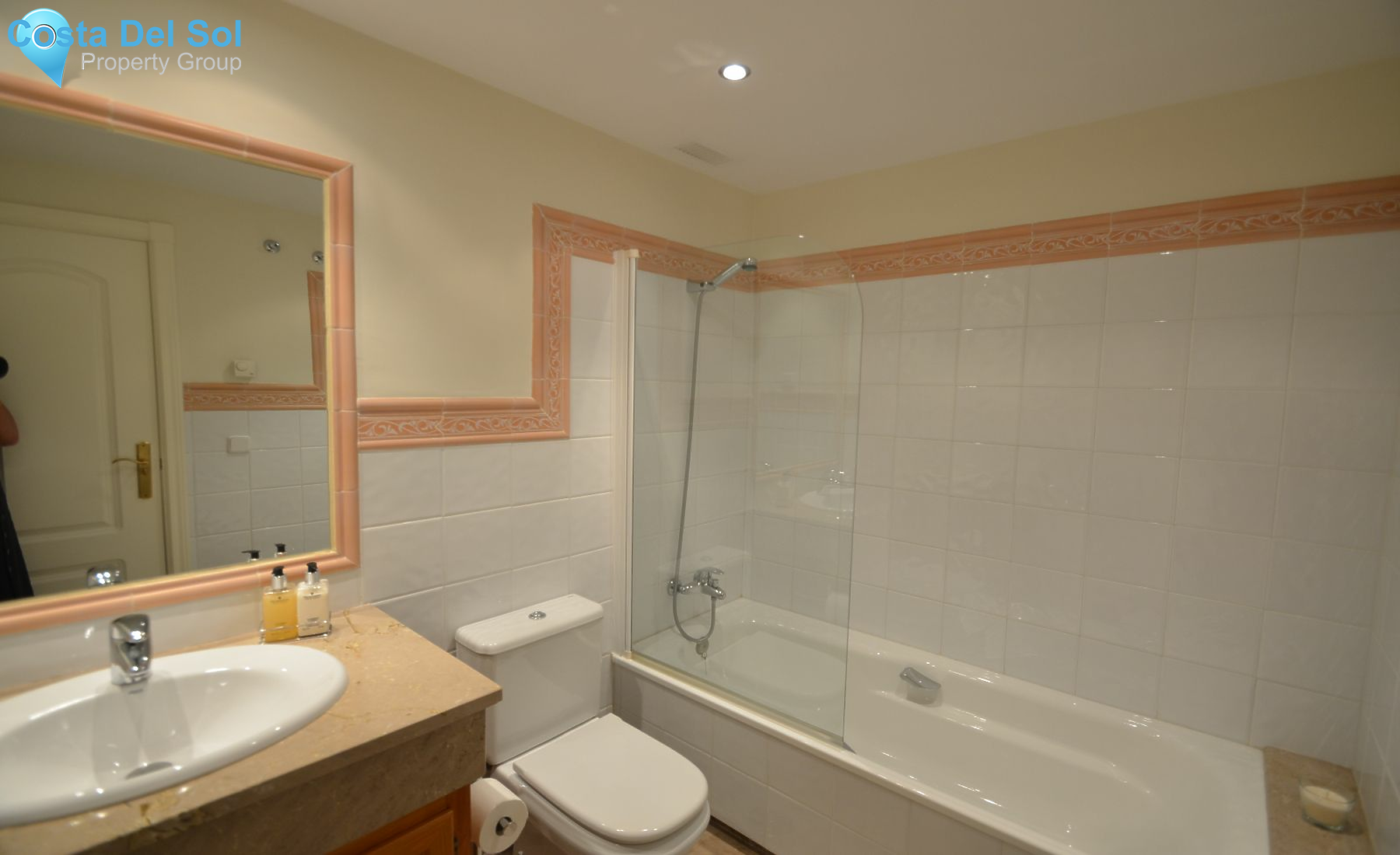 Ground Floor Apartment in Nueva Andalucía-1482312