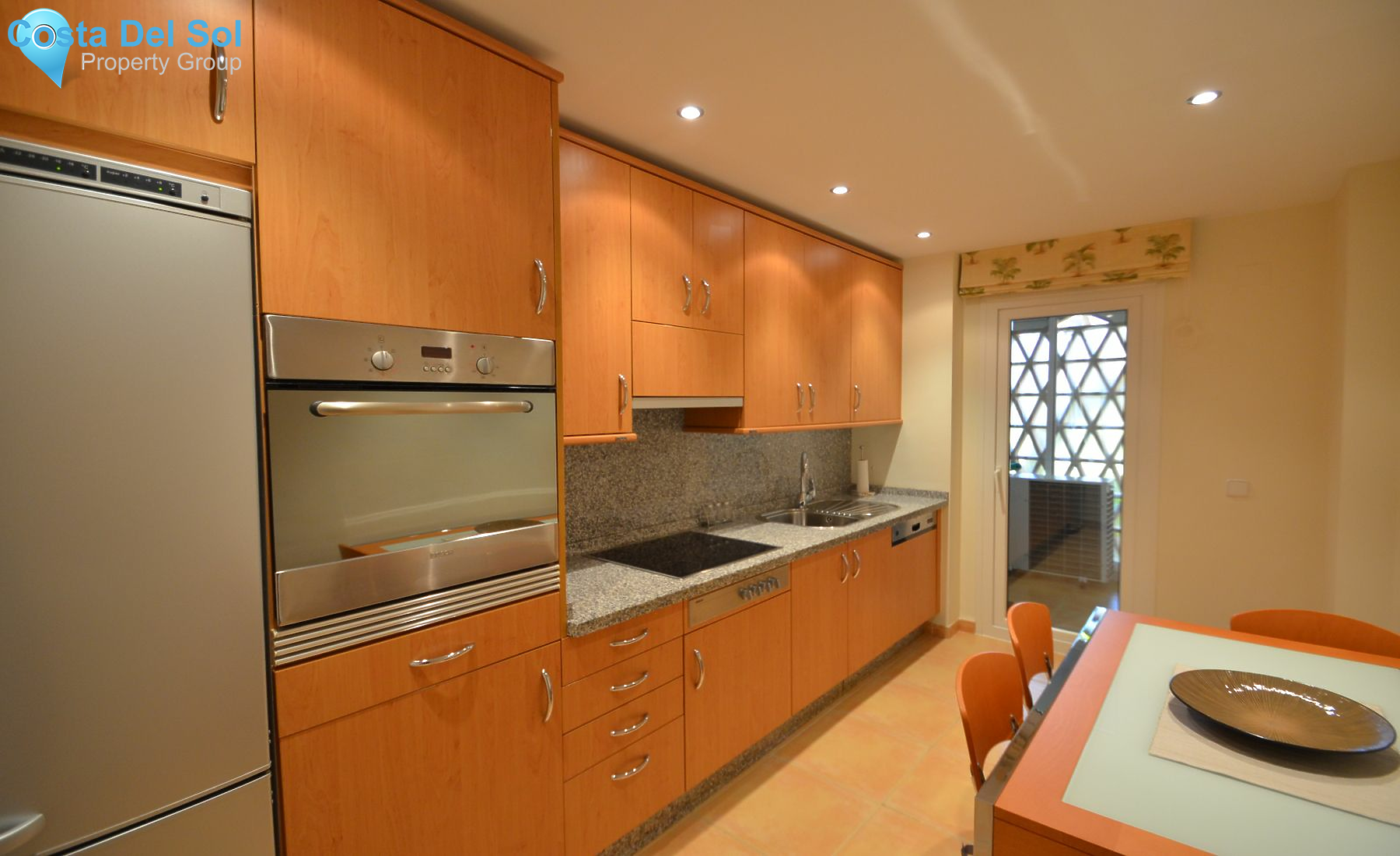 Ground Floor Apartment in Nueva Andalucía-1482302