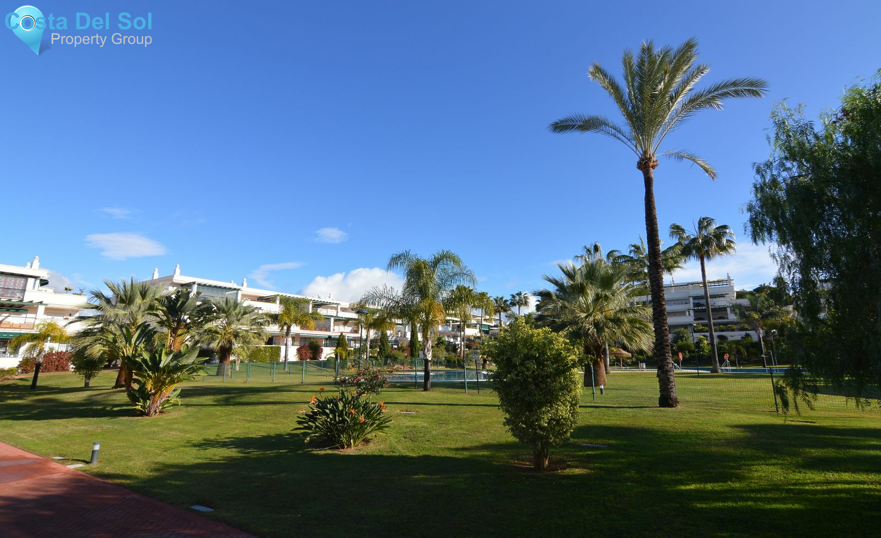 Ground Floor Apartment in Nueva Andalucía-1486840