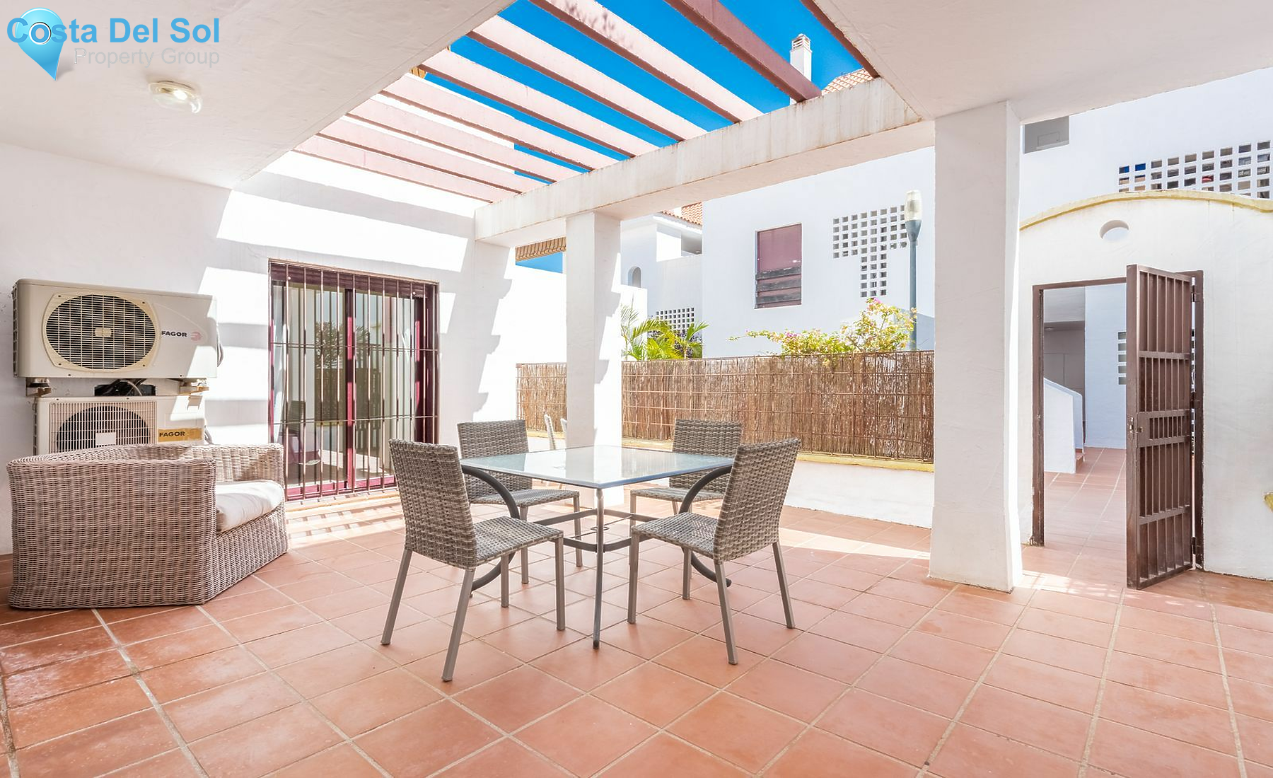 Ground Floor Apartment in Nueva Andalucía-1488021