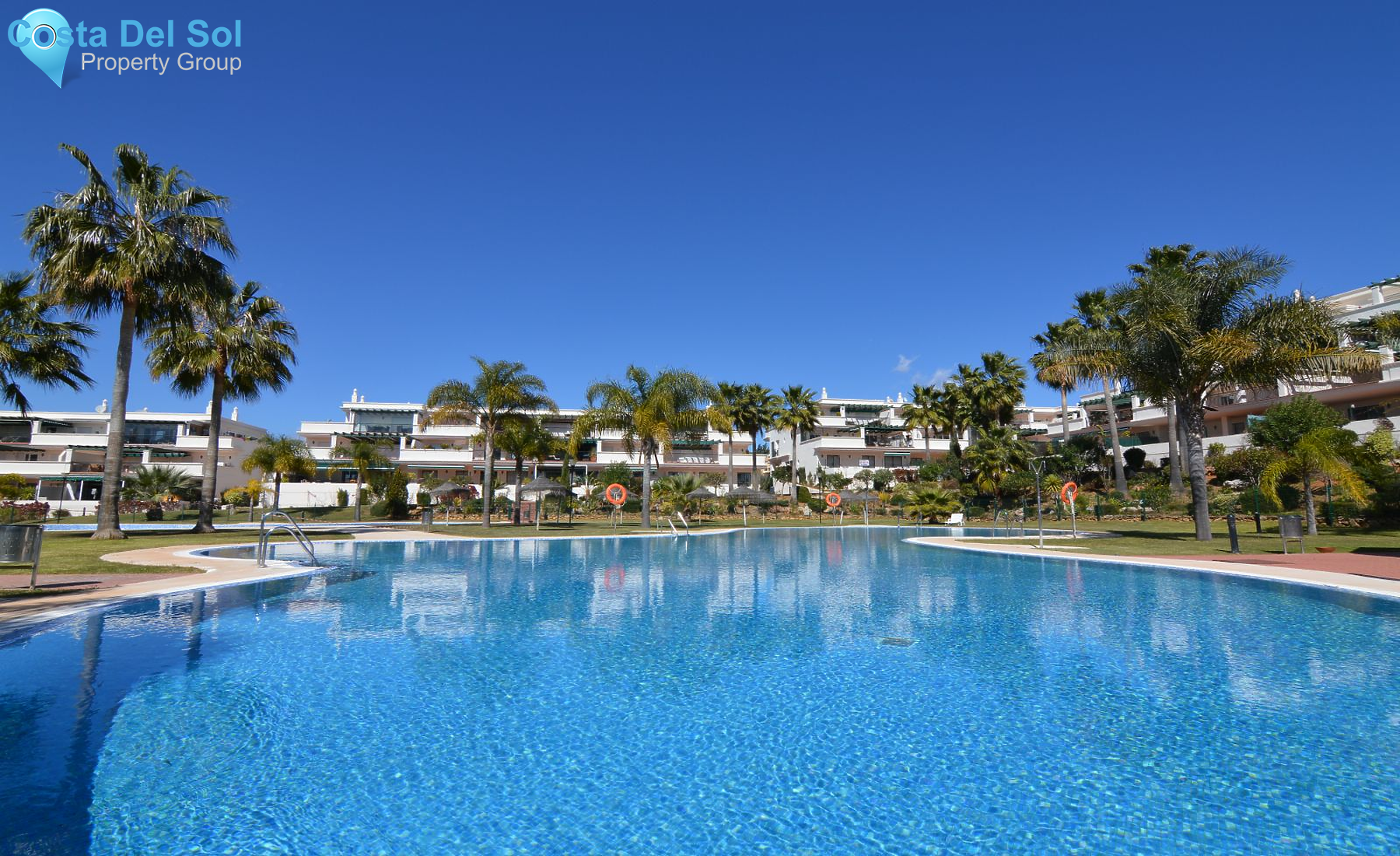 Ground Floor Apartment in Nueva Andalucía-1532634