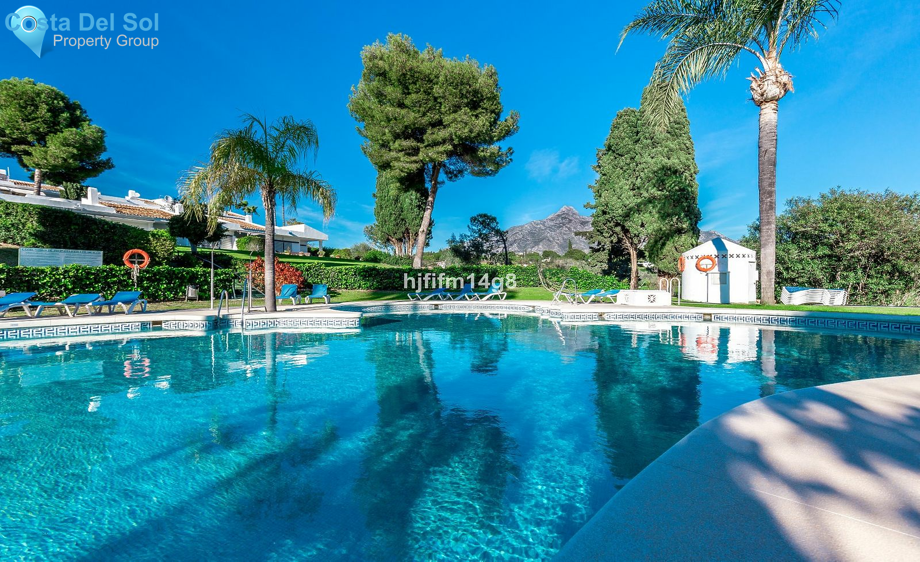 Ground Floor Apartment in Nueva Andalucía-1550735
