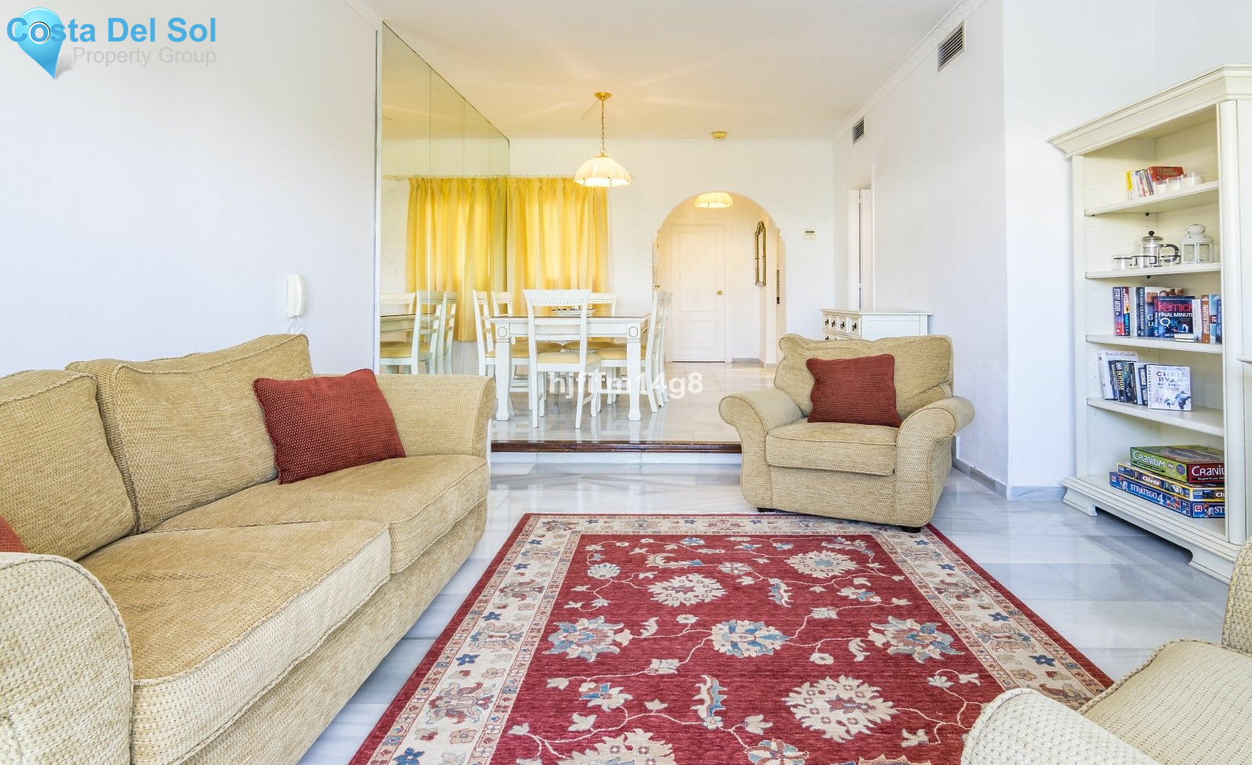 Ground Floor Apartment in Nueva Andalucía-1550724