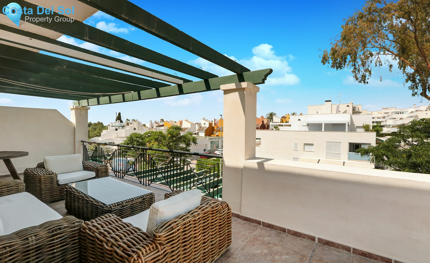 Middle Floor Apartment in Puerto Banús-1421852