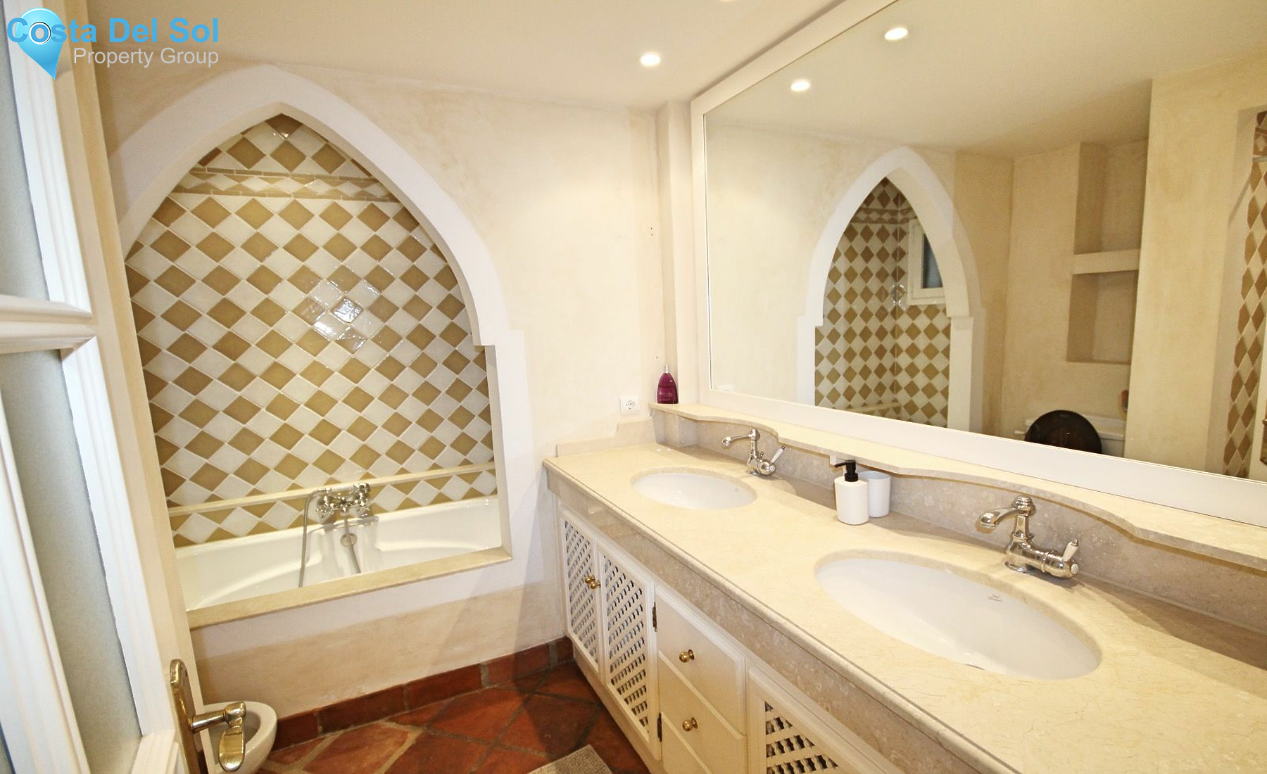 Ground Floor Apartment in Riviera del Sol-1485420