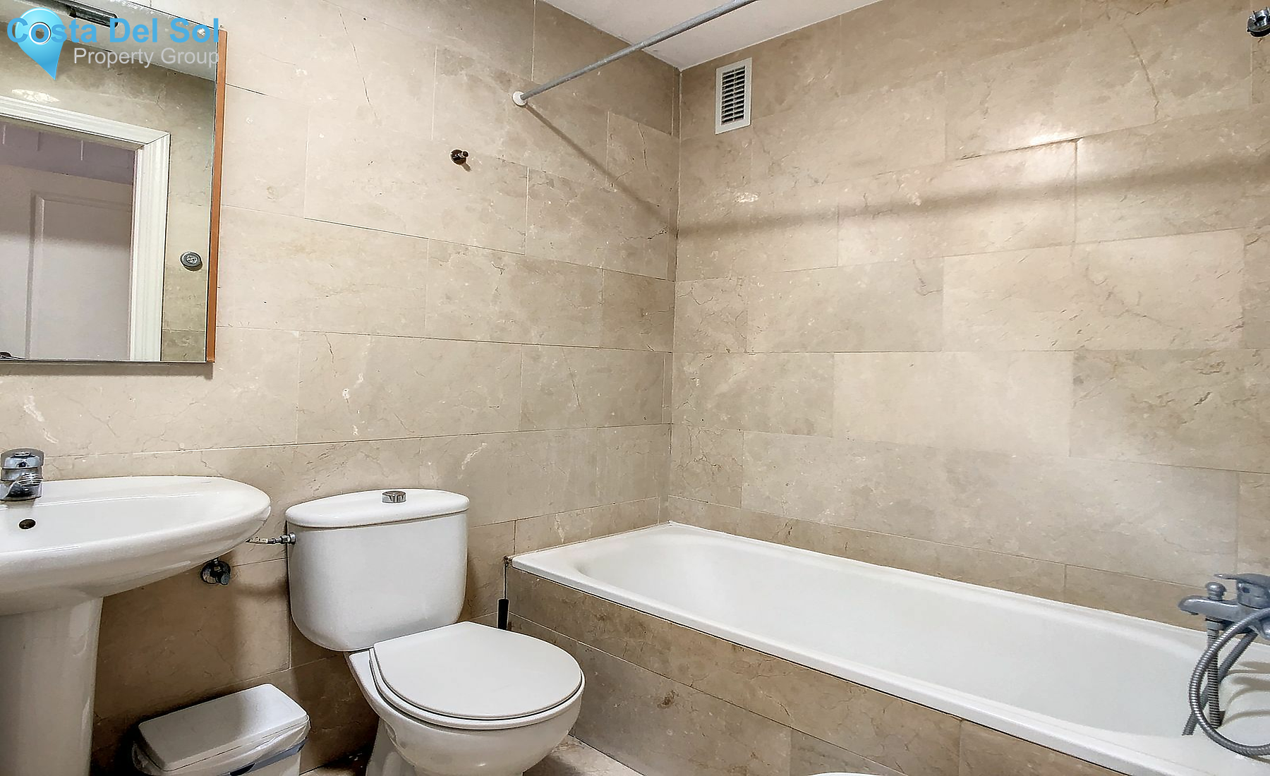 Ground Floor Apartment in Riviera del Sol-1535359