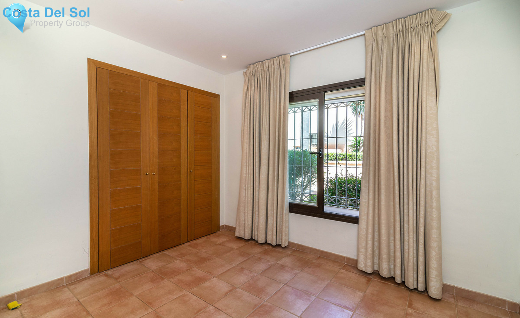 Ground Floor Apartment in Río Real-1286372