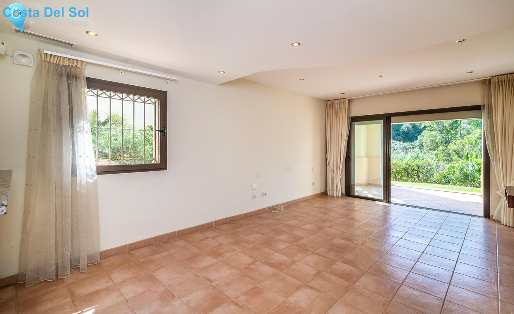 Ground Floor Apartment in Río Real-1286365