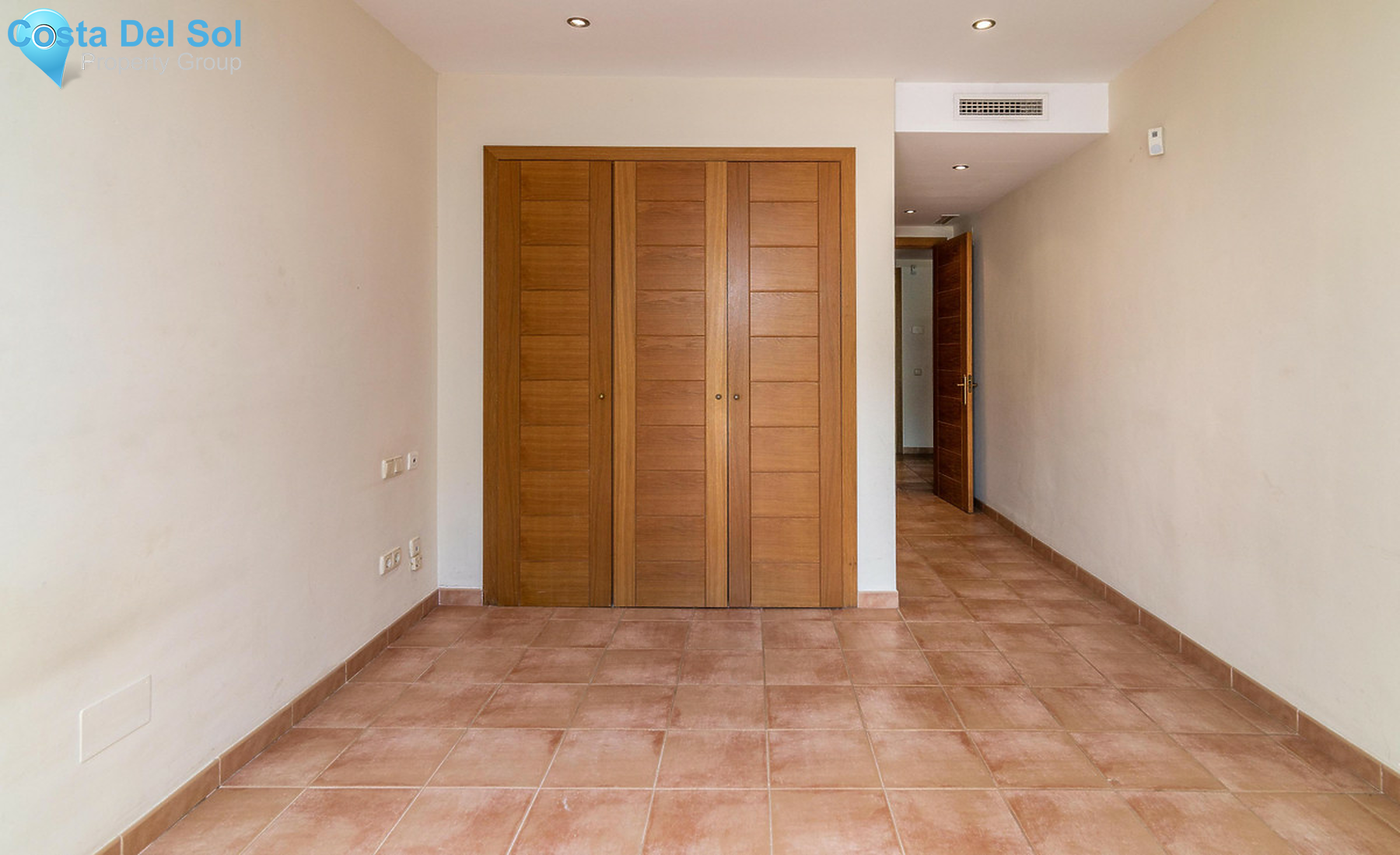 Ground Floor Apartment in Río Real-1286369