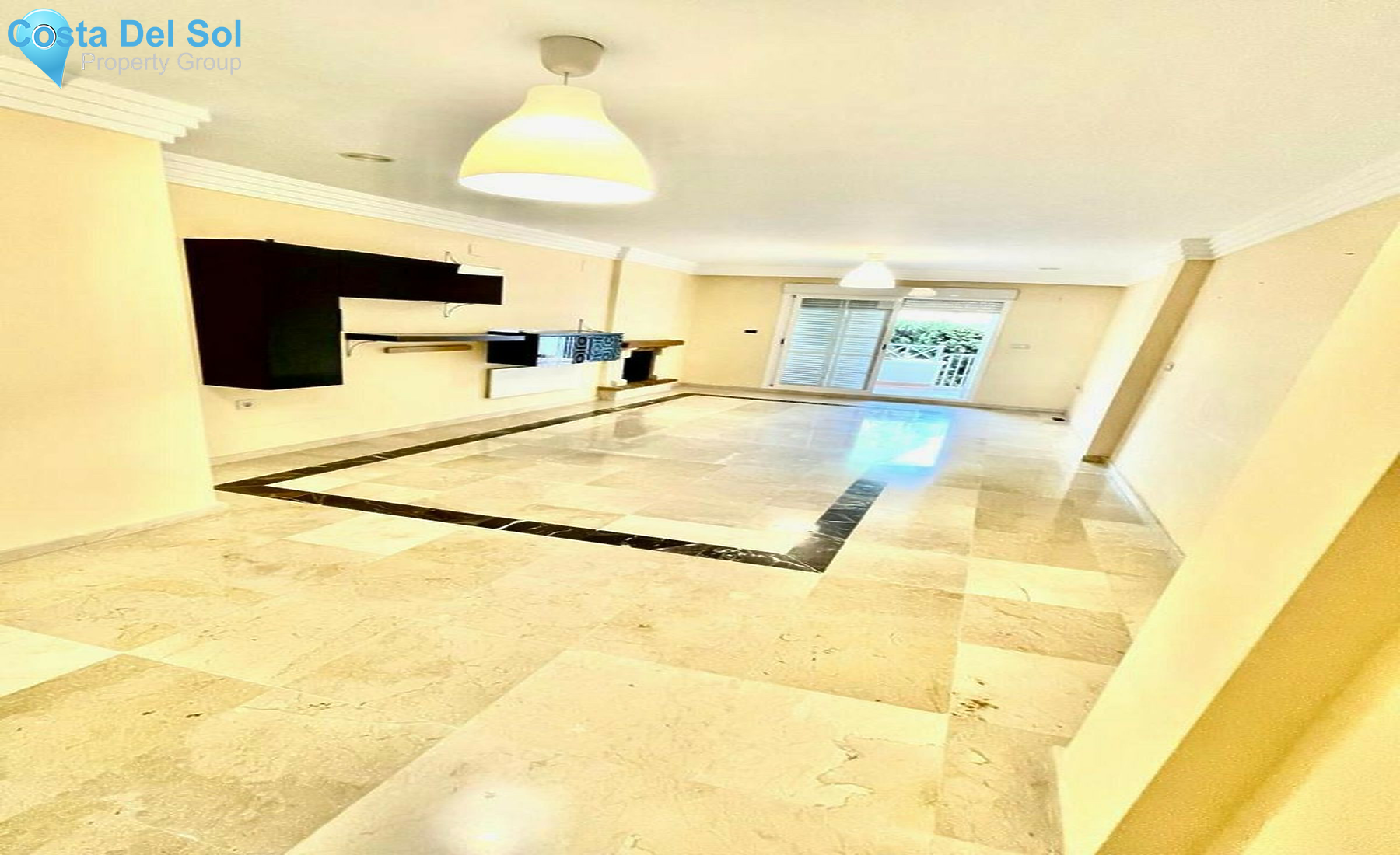 Ground Floor Apartment in Río Real-1408583