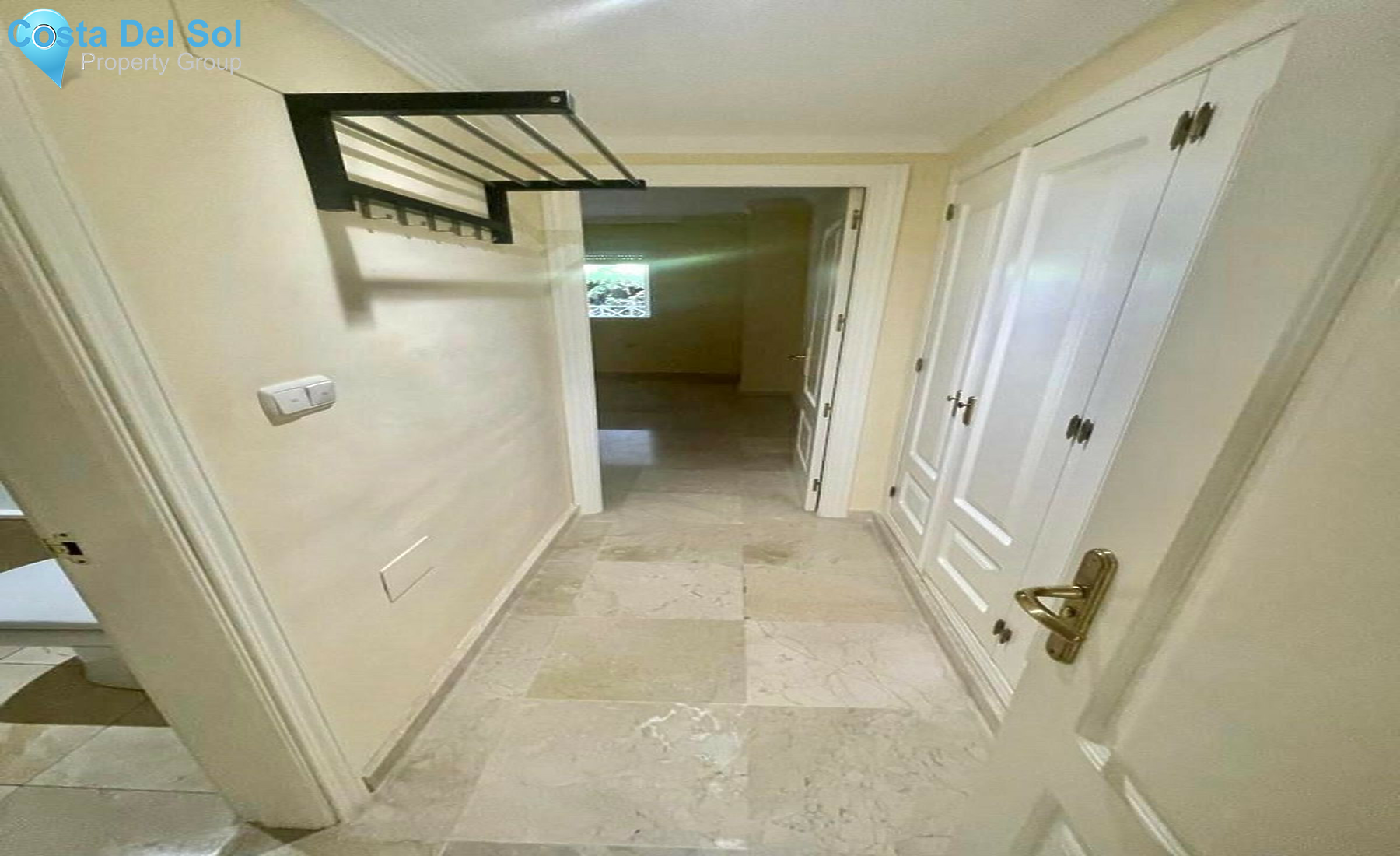 Ground Floor Apartment in Río Real-1408585