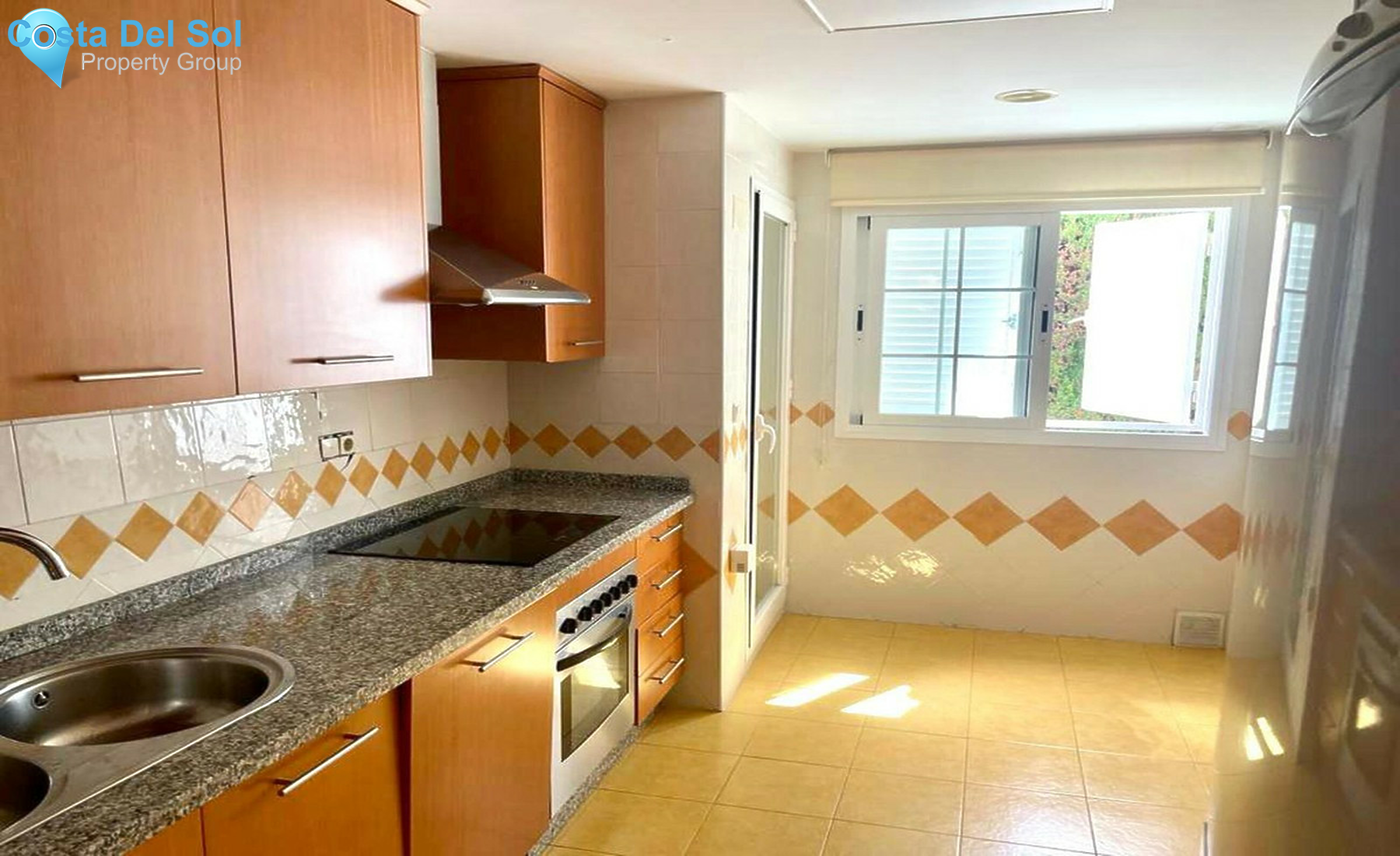 Ground Floor Apartment in Río Real-1408574